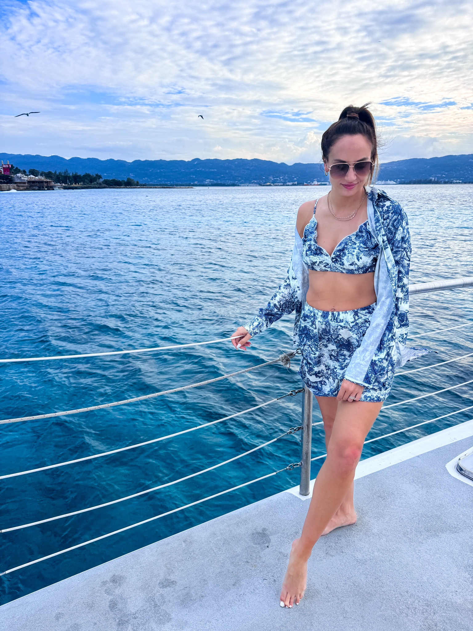 3 piece blue and white set. Perfect for a Catamaran 

#LTKSeasonal #LTKFindsUnder100 #LTKSwim