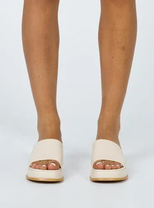 Bayshore Sandals Beige | Princess Polly US