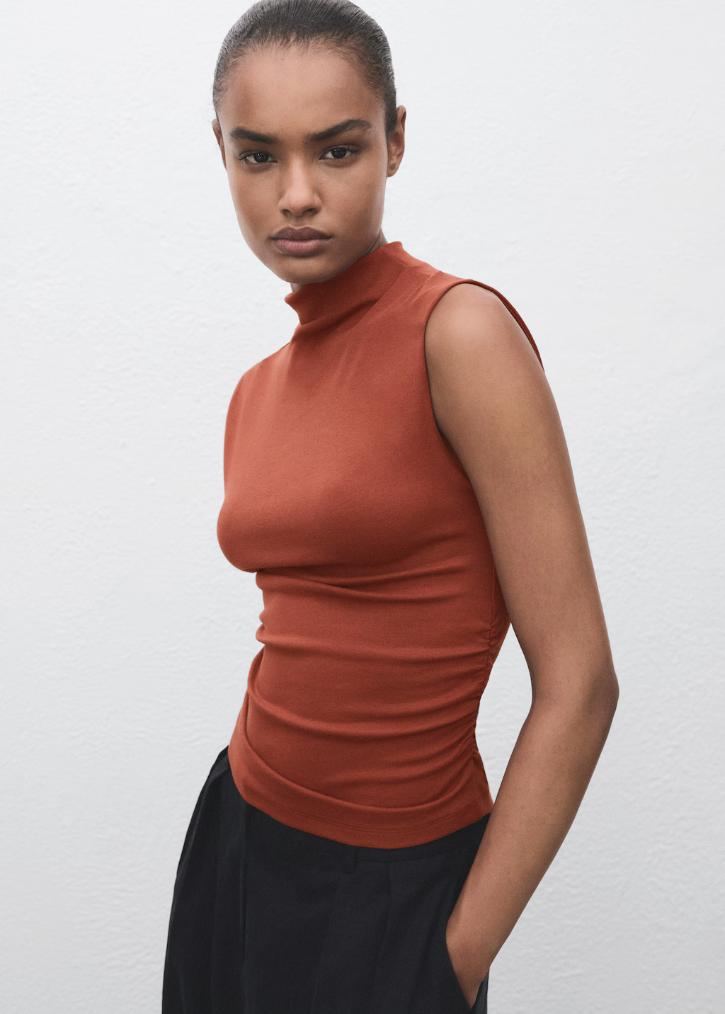 Ruched fitted top - Women | MANGO USA | Mango (US/MX/AU)
