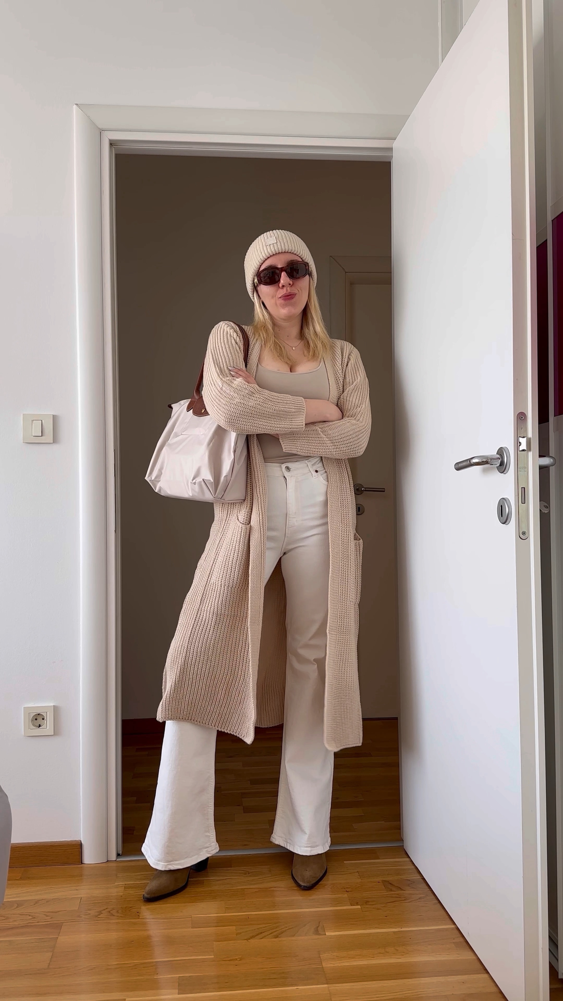 Cardigan with a neutral Winter outfit
#whitejeans #longchamp

#LTKstyletip #LTKMostLoved