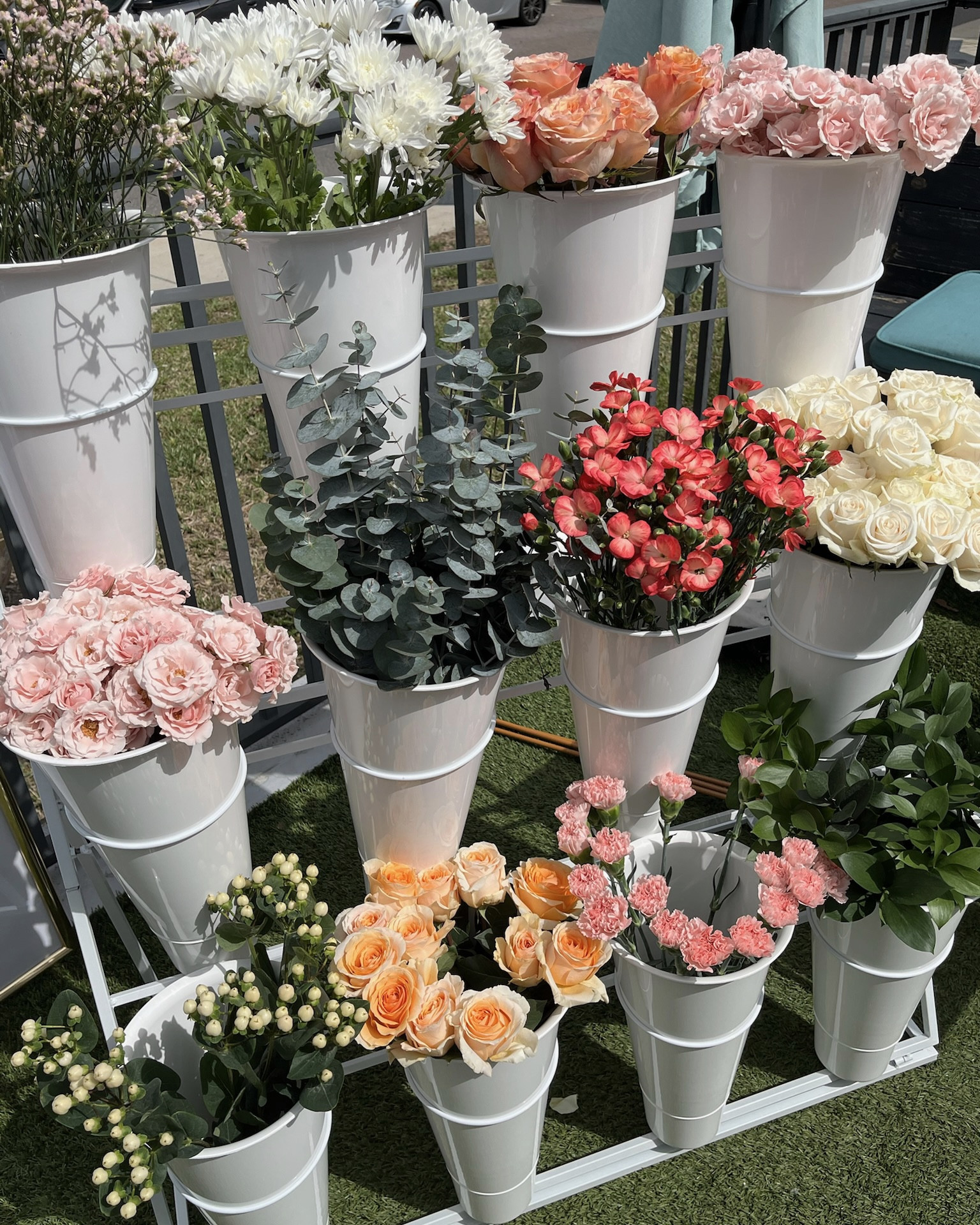 Made my sister in law a bouquet bar for her bridal shower and it was a huge hit 💐🤍💍

Bridal shower, bride, summer, spring, florals, flowers, plants, garden, flower market, flower bar, parties, party, amazon finds 

#LTKParties #LTKWedding