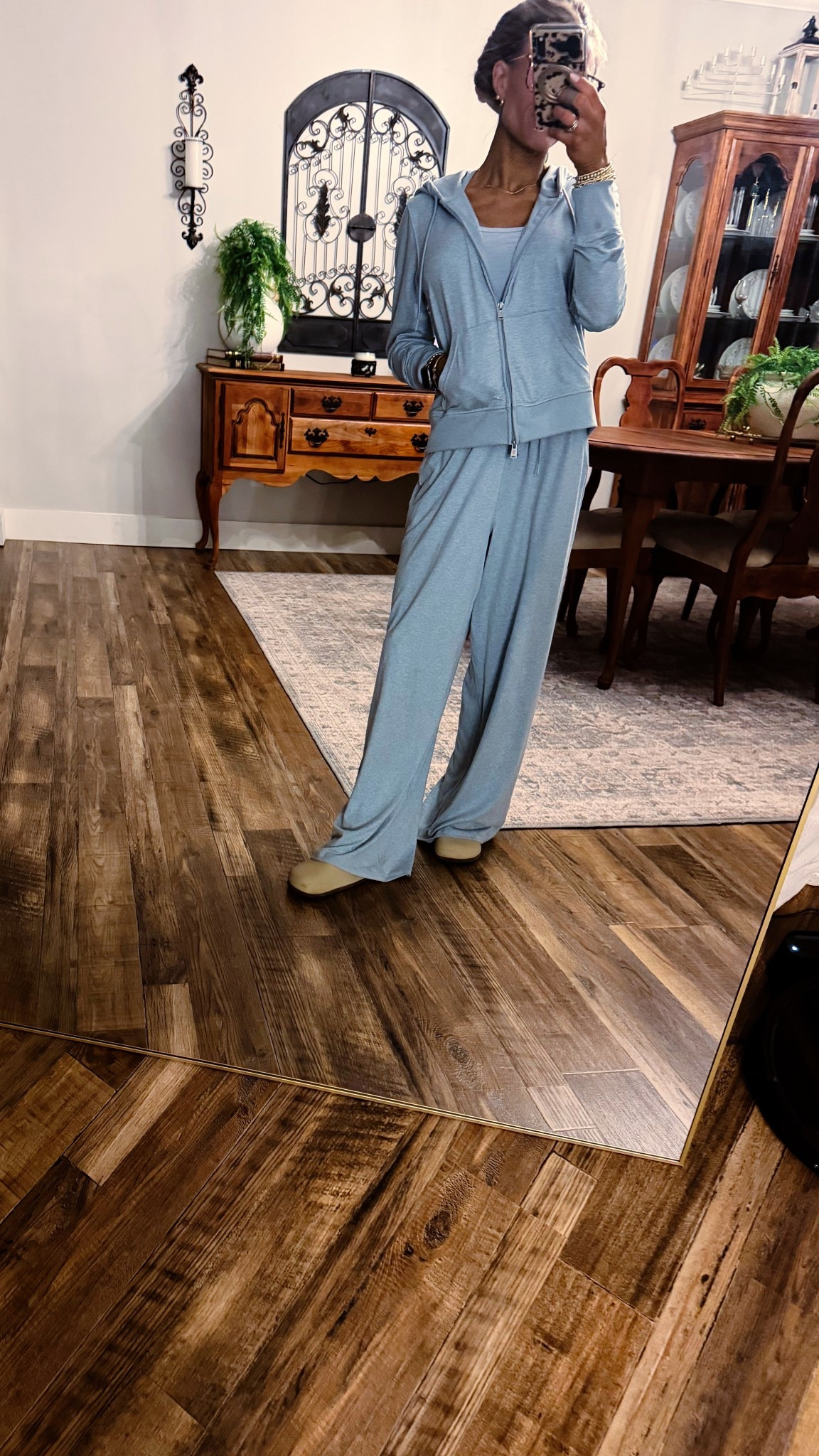 Comfy car riding all day travel outfit that’s a 3 piece set and budget friendly! #LTKfashion #LTKtravel 

#LTKmomlife #LTKootd #LTKgrwm