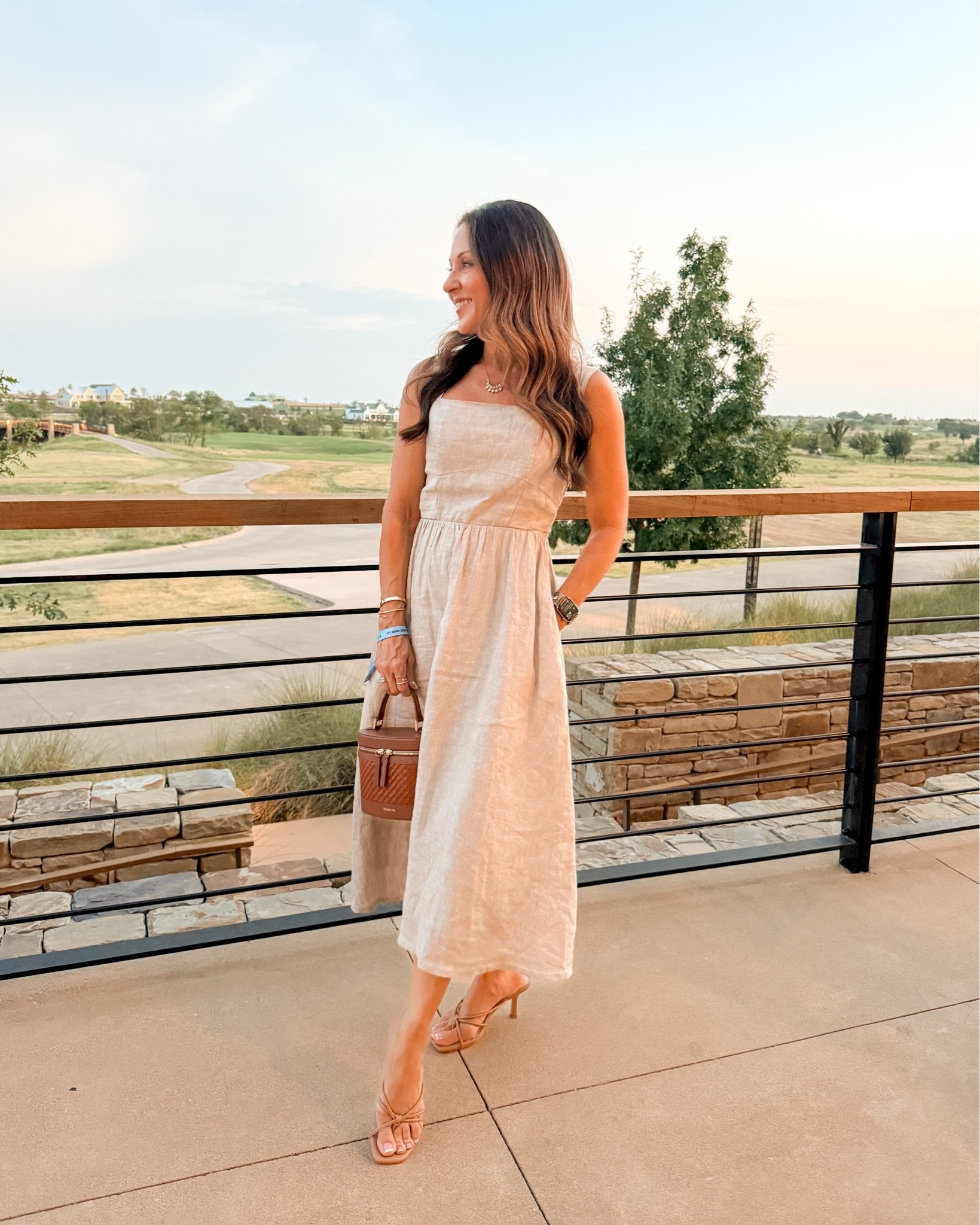 Love this linen dress! It’s lined, and it has pockets! It also has adjustable straps! Size XS
Shoes TTS

#LTKCon #LTKOver40 #LTKPetite