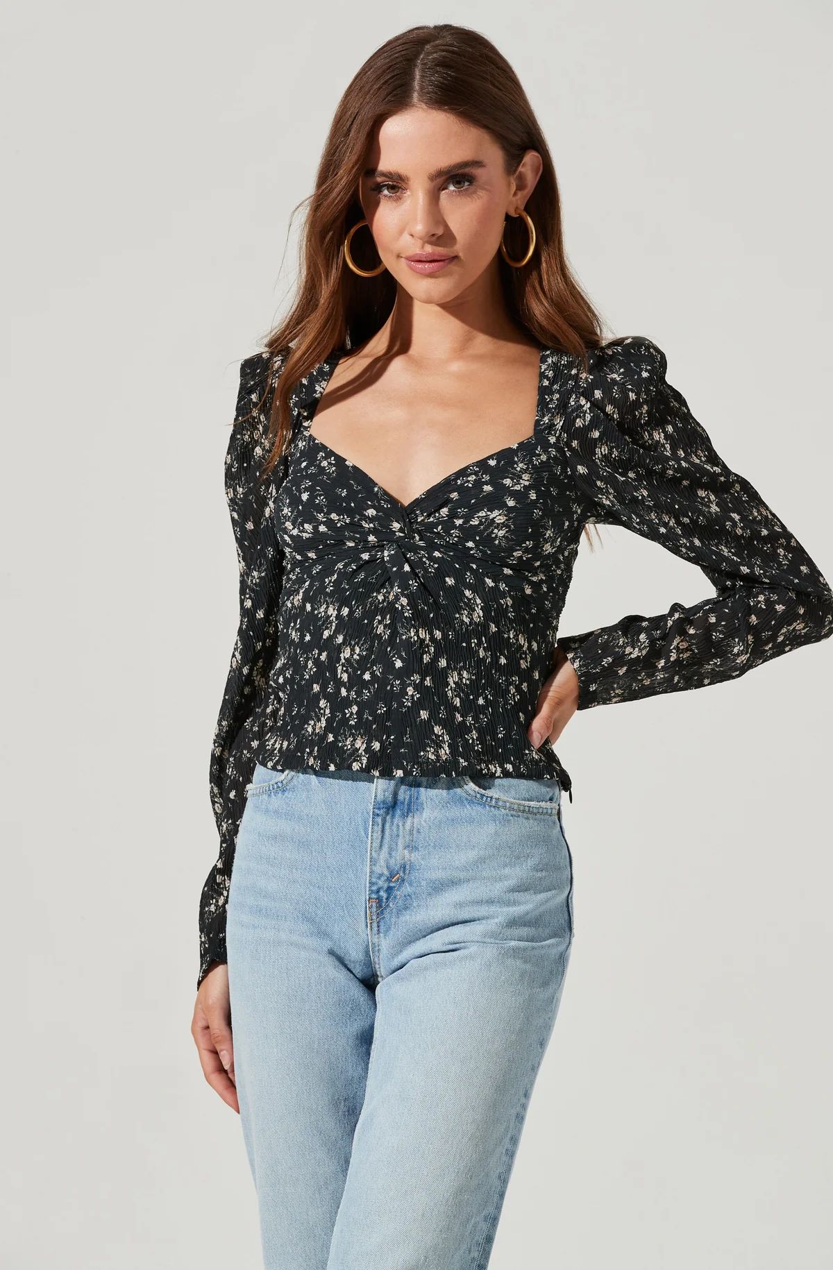 Long Sleeve Floral Cinched Bust Top | ASTR The Label (US)
