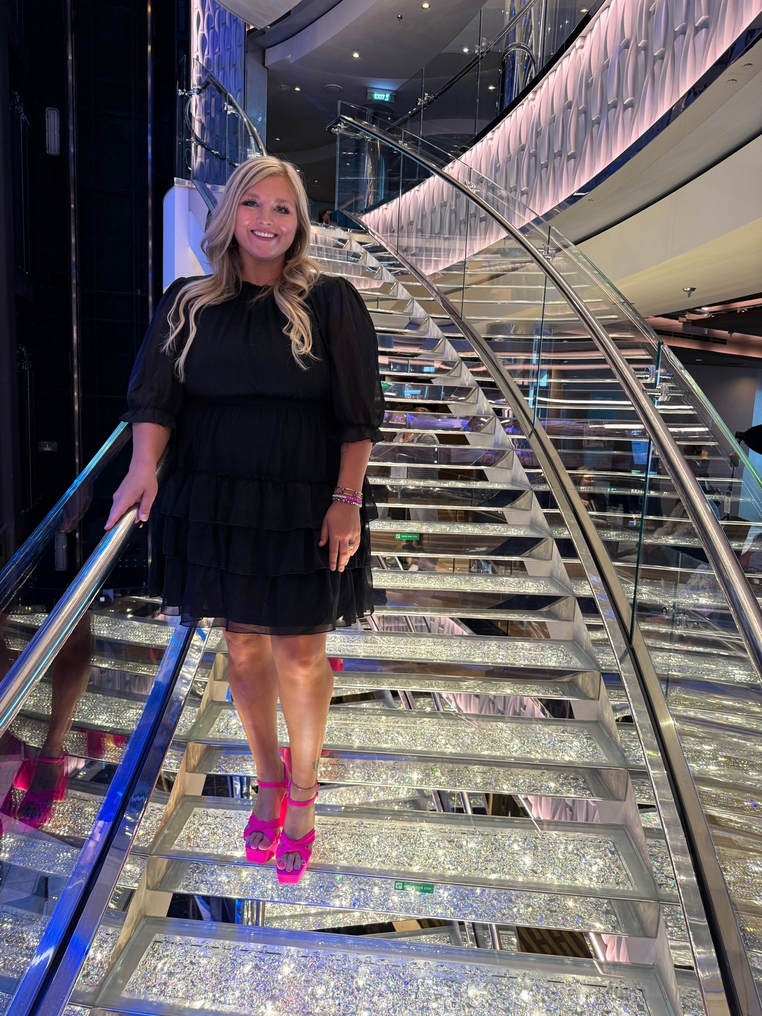 Wearing an XXL in this cute little black dress from BloomChic 🩷

#LTKMidsize #LTKootd #LTKPlusSize