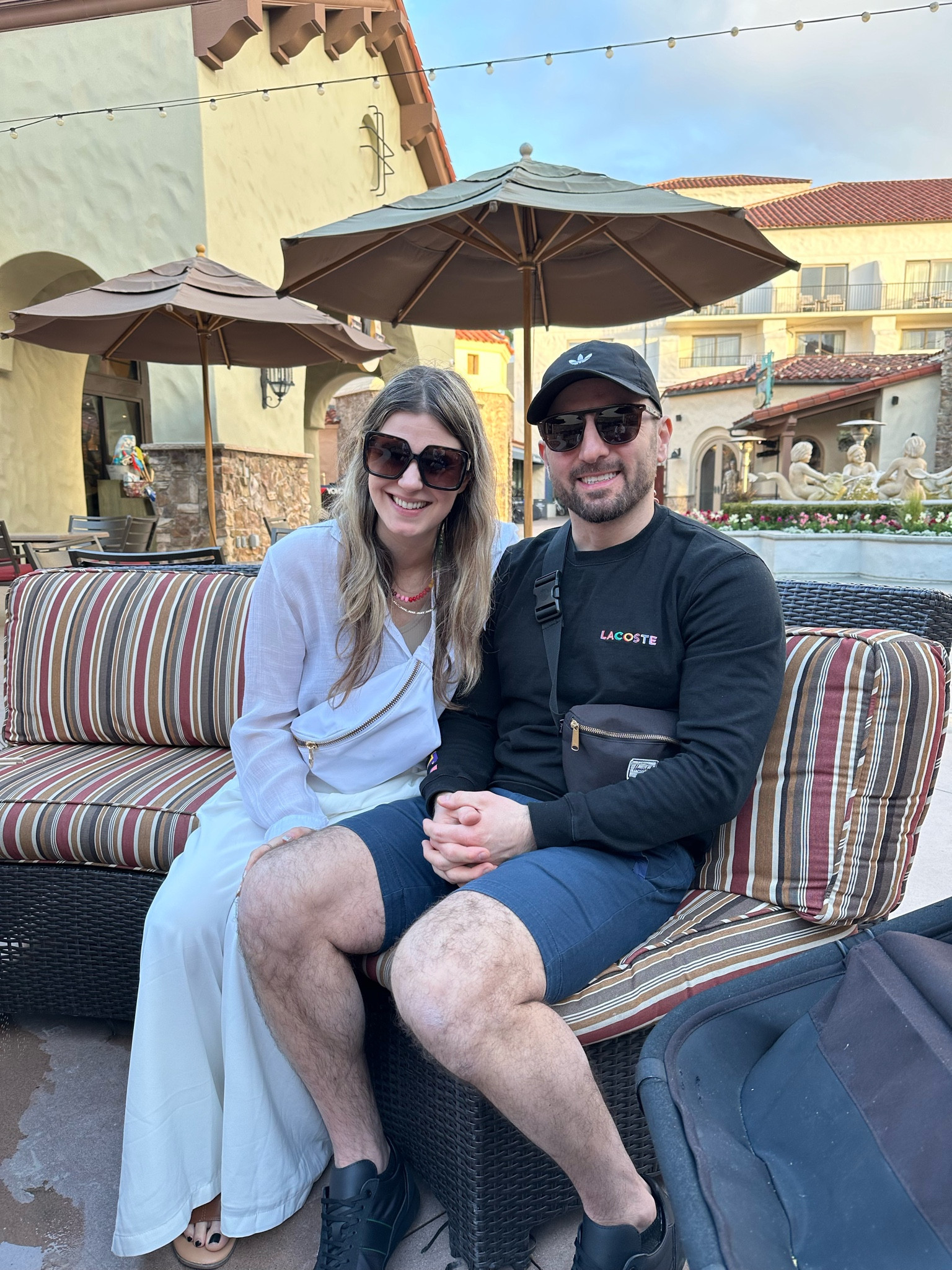 Pants are size small short  

#LTKtravel #LTKSeasonal #LTKstyletip