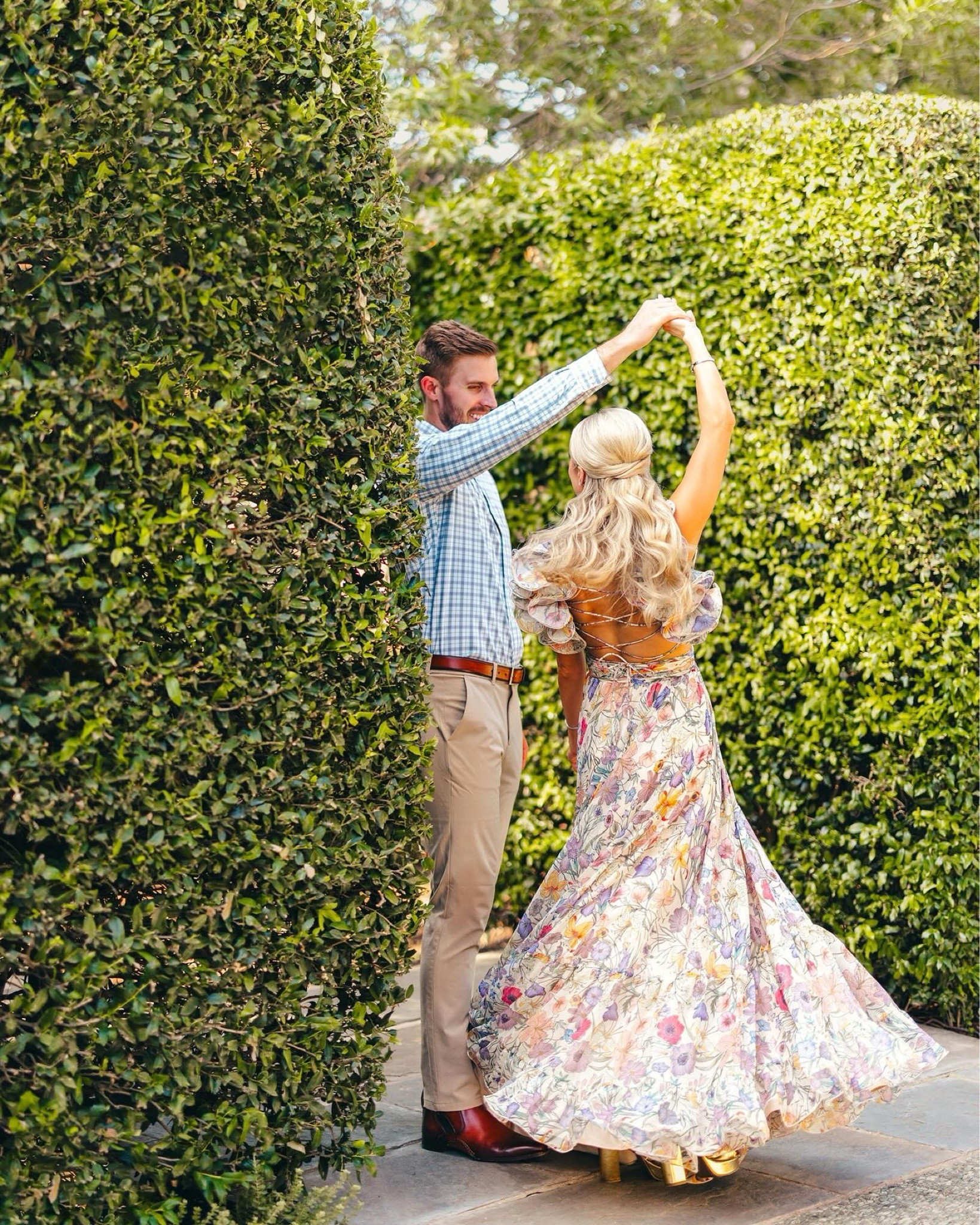 Gender reveal dress 
Baby announcement dress 
