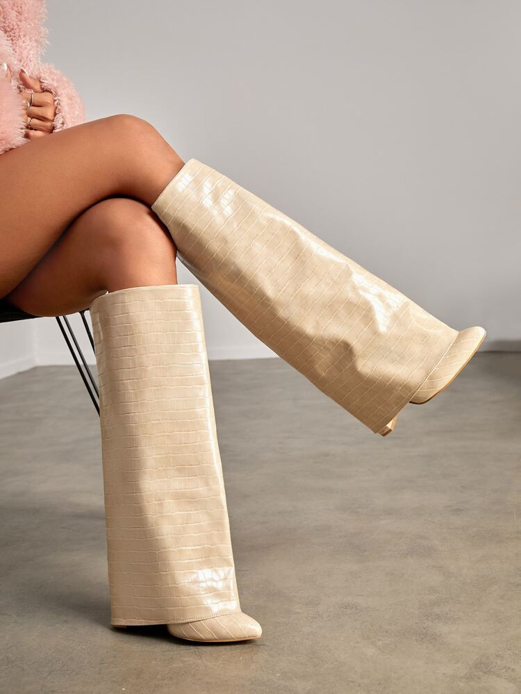 CUCCOO Trending Crocodile Embossed Point Toe Chunky Heeled Classic Boots
       
              
 ... | SHEIN