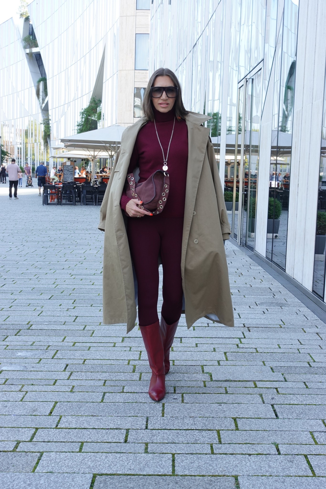 Leggings in Bordeaux als Streetstyle. Love it.  

#LTKdeutschland #LTKstyletip #LTKü50