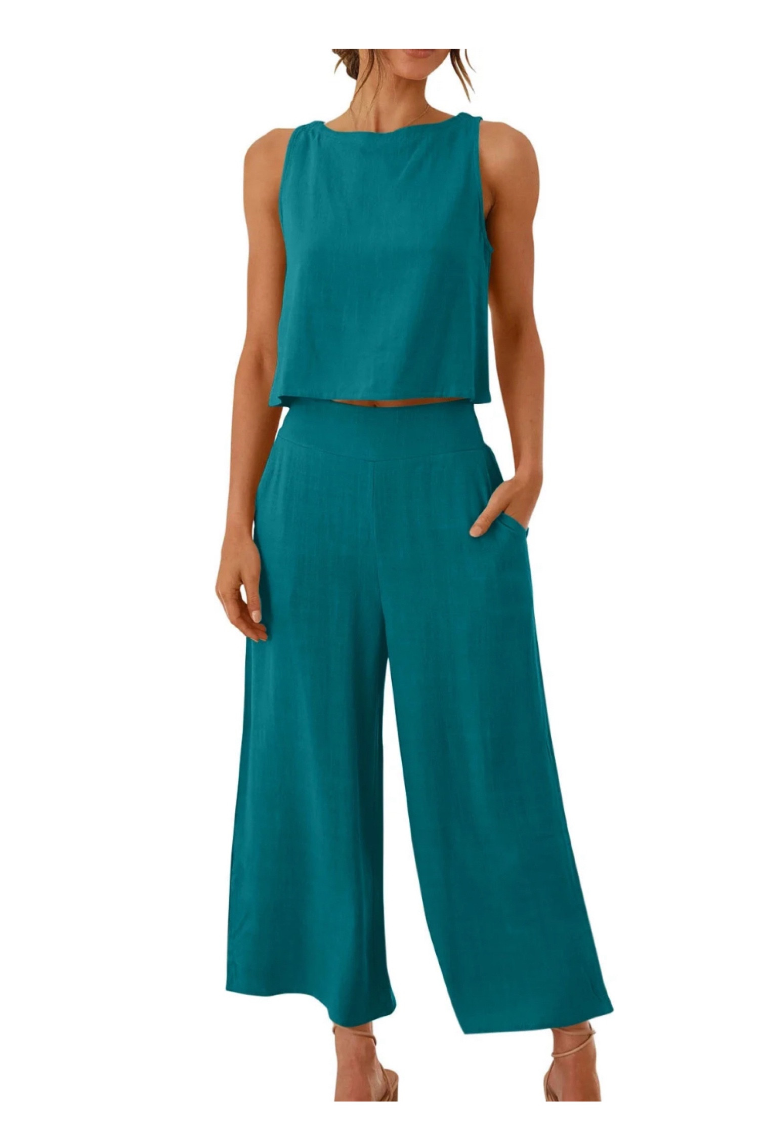 Got Style? 
.
The perfect way to shop a good sale is purchase a 2pc set you can mix and match in your current wardrobe.
.


#LTKSummerSales #LTKSaleAlert #LTKStyleTip