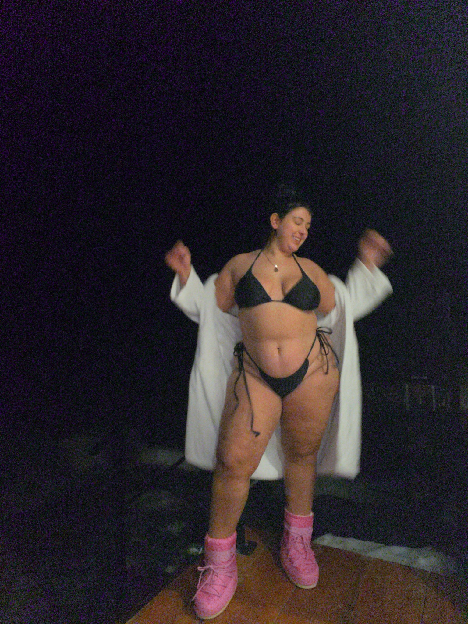 Plus size bikini night swim ✨
This black tie-side bikini is my go-to for curvy girls who want something supportive, adjustable, and actually cute. Paired with my pink platform boots because… why not? 💗
Shop my exact swimsuit + boots below!
#plussizefashion #plussizeswimwear #curvyootd #ltkplussize #ltkcurvestyle

#LTKPlusSize #LTKActive #LTKMidsize