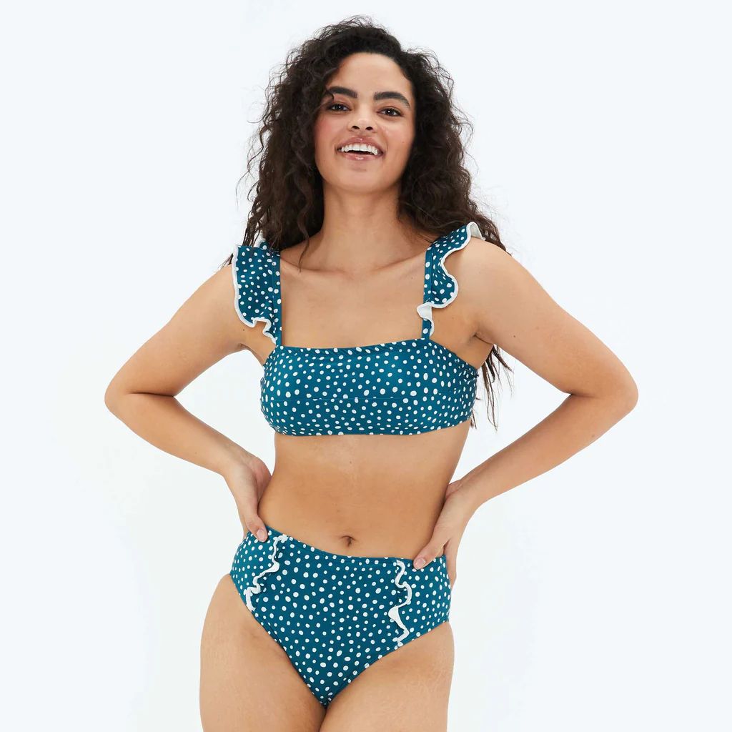 The Ruffle Oasis Bikini Top 
            | 
              
              $50 | SummerSalt