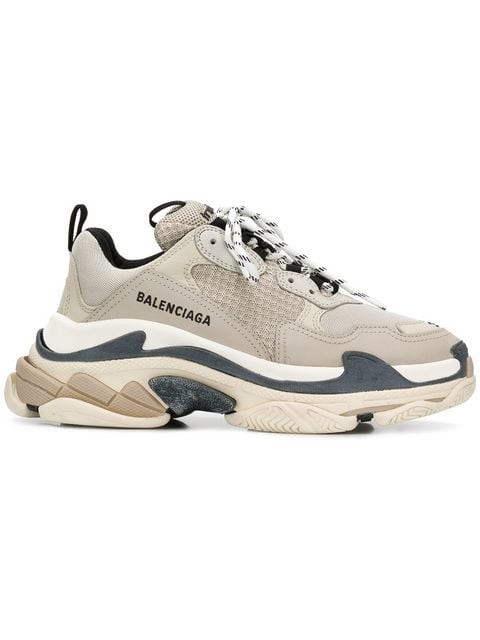 balenciaga look a like triple s