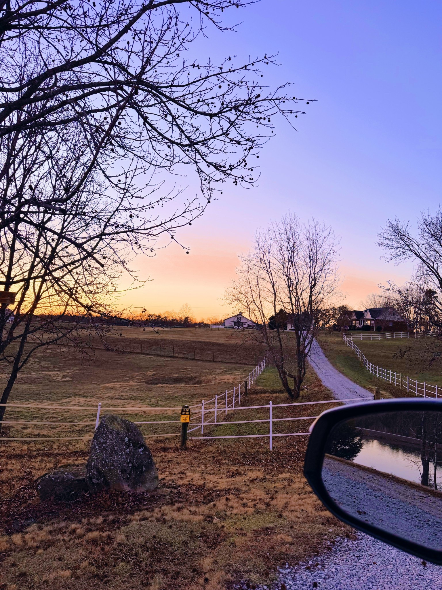 Happy New Year’s Eve, y’all!! 🎉🪩🎊 No way I’d rather spend it than moving 🛻📦 to our dream 💭 farm sweet farm 🚜🌾 and getting to spend our first night 🌙 there TONIGHT for New Year’s Eve 🥂🥳🪩 to ring in 🎊✨🎉 the new year in our new home sweet home!!! 🏡 Eek!!! 🔑😍 #newyearnewhome #happynewyearseve #movingday #ringinginthenewyear #newyearsonthefarm 