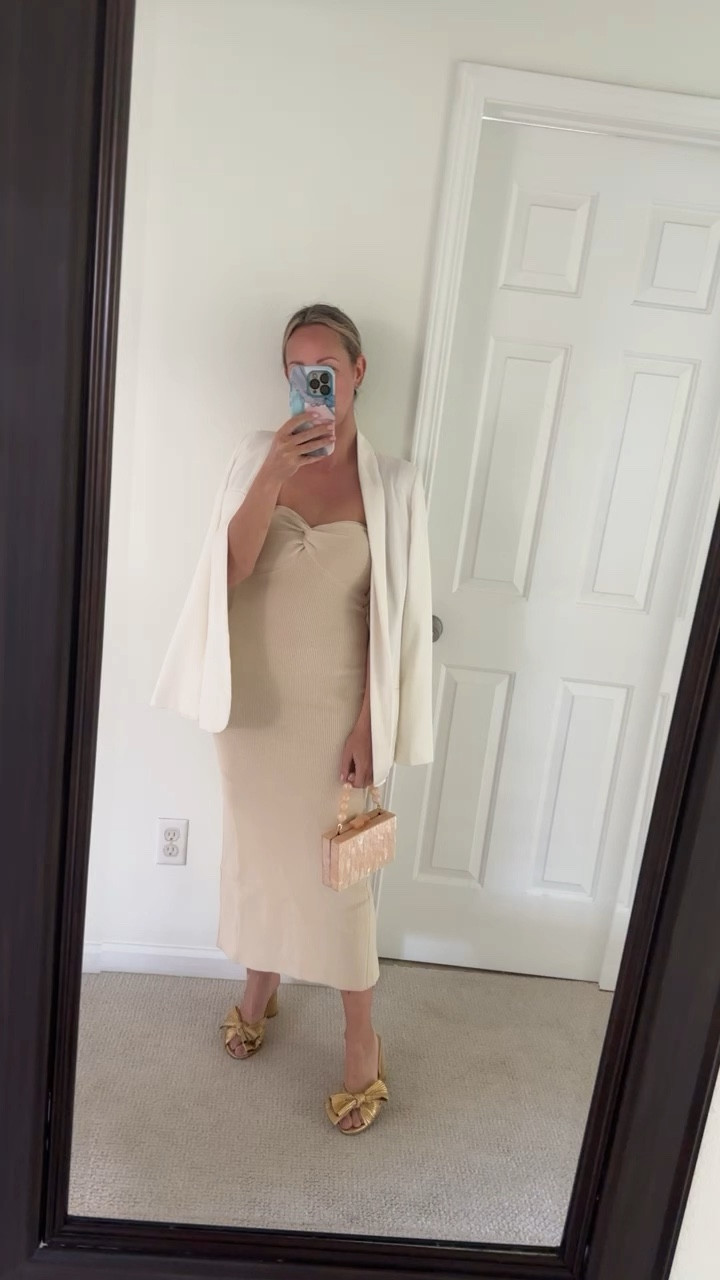 Love this easy tonal look for summer date night 