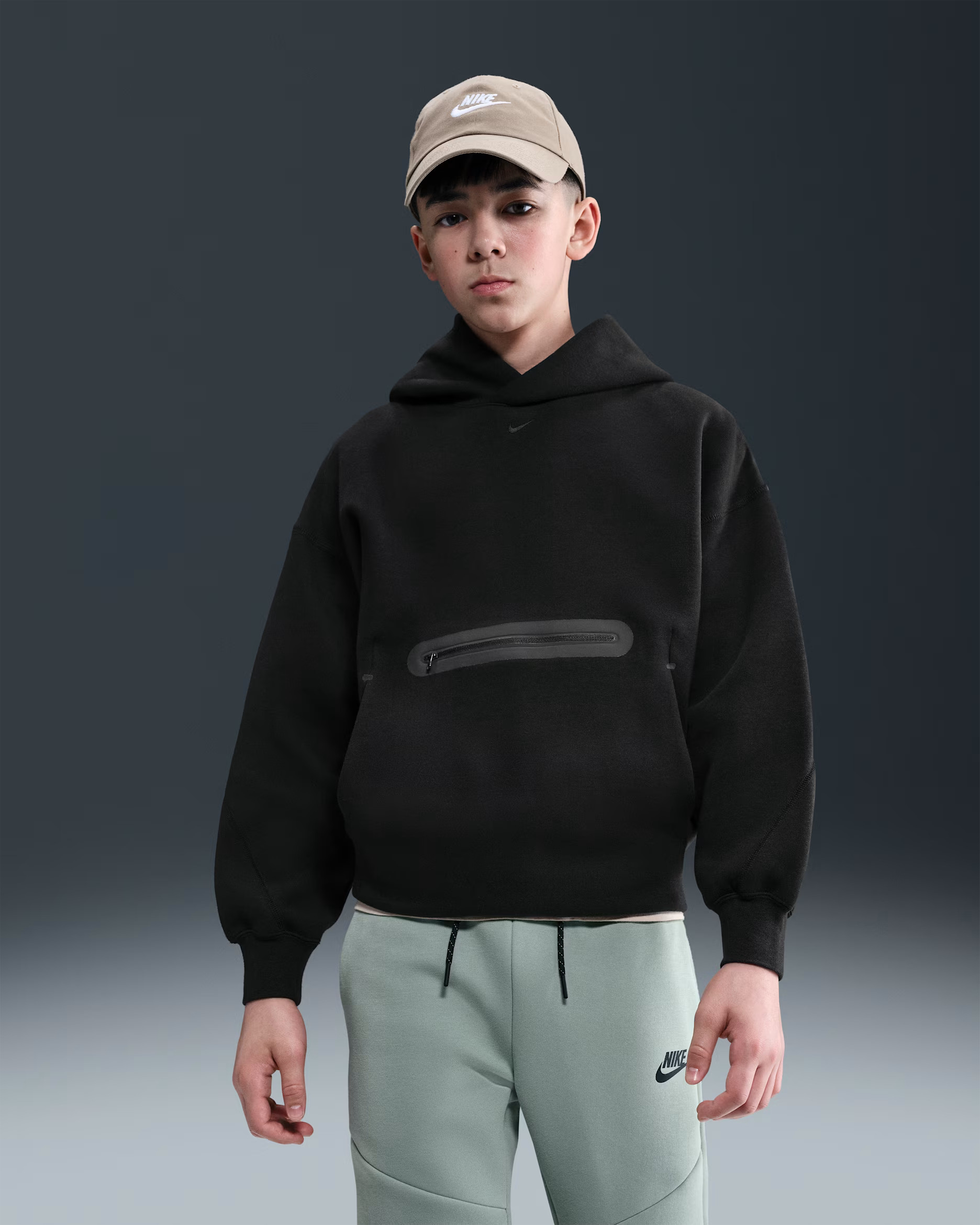 Nike Sportswear Tech Fleece Big Kids' (Boys') Oversized Pullover Hoodie | Nike (US)