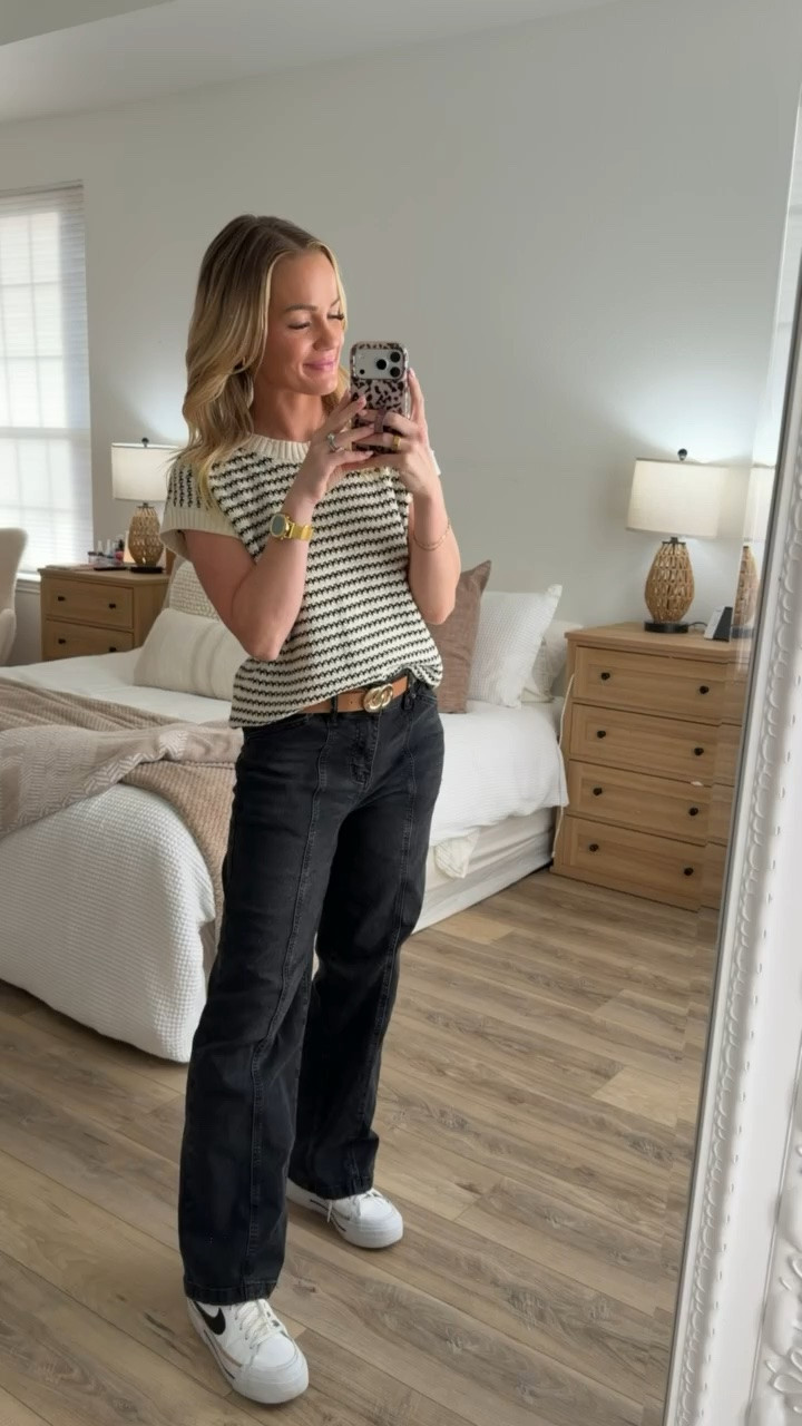 This striped sweater vest is so versatile for summer! The lightweight knit is perfect when it's too warm for sleeves but you still want coverage. Love the round neck and cap sleeve design - so flattering and comfortable. Great for layering or wearing alone. Perfect casual piece for warm weather!

#SweaterVest #StripedVest #SummerKnit #CapSleeve #LightweightSweater #LTKStyleTip

#LTKootd