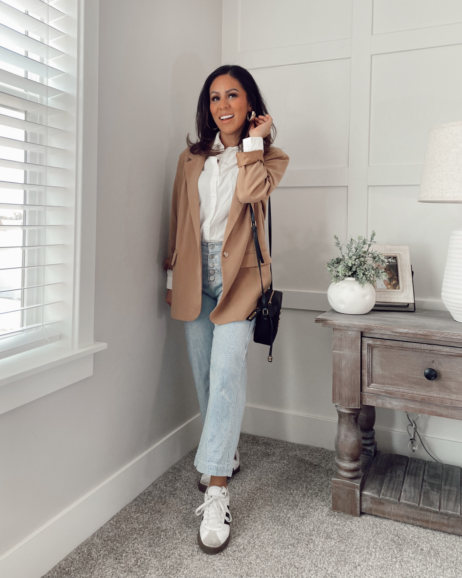 an outfit that just came together ✨ I’m determined to put together outfits w clothes I already have in my closet. Here we go 💫

#LTKfindsunder50 #LTKstyletip #LTKbeauty