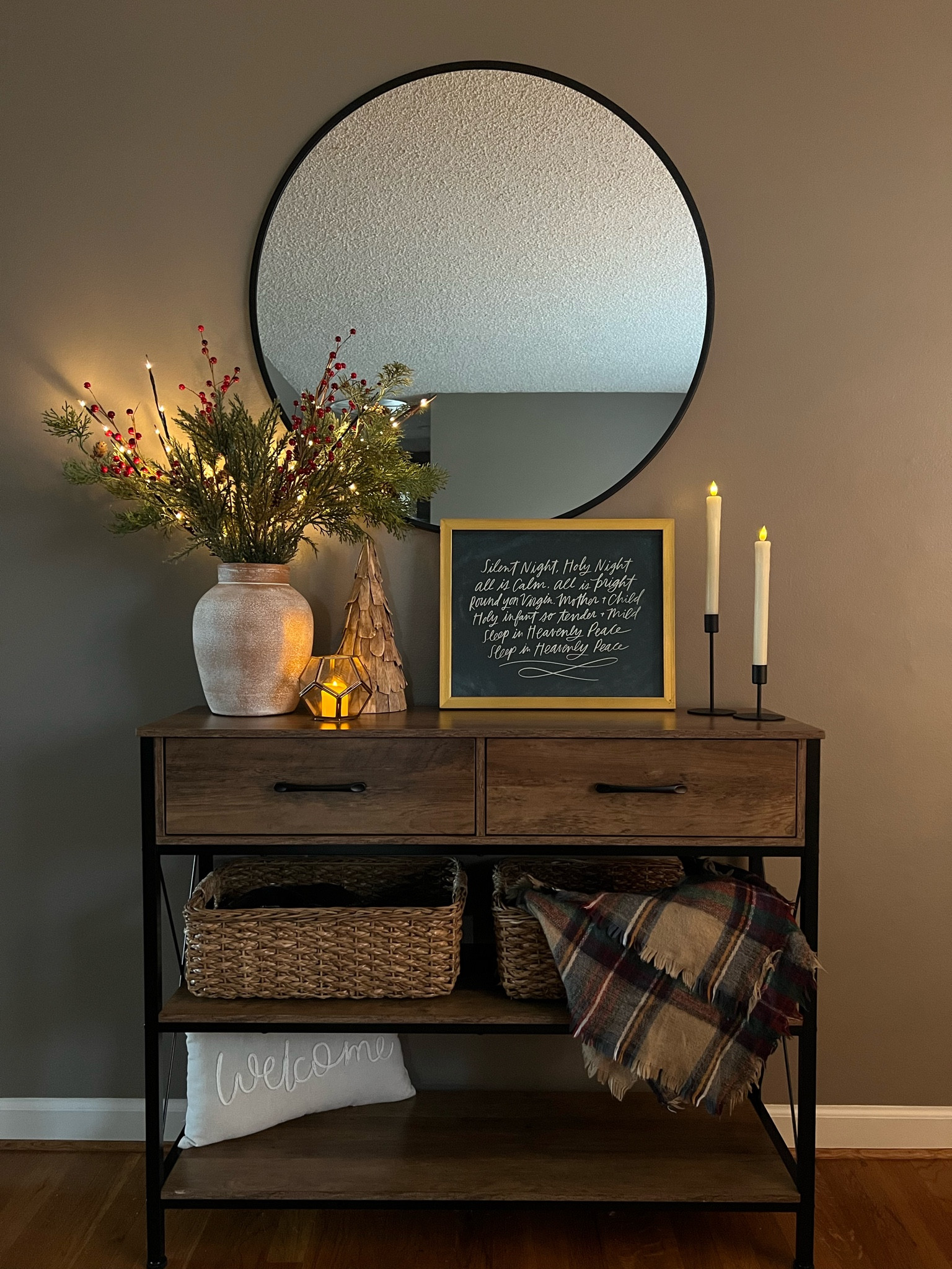 Christmas entryway console table decor 

Entry table decor, Christmas table decor, Christmas side table decor, Christmas stems, Christmas prints, Christmas candles 

#LTKHoliday #LTKhome #LTKSeasonal