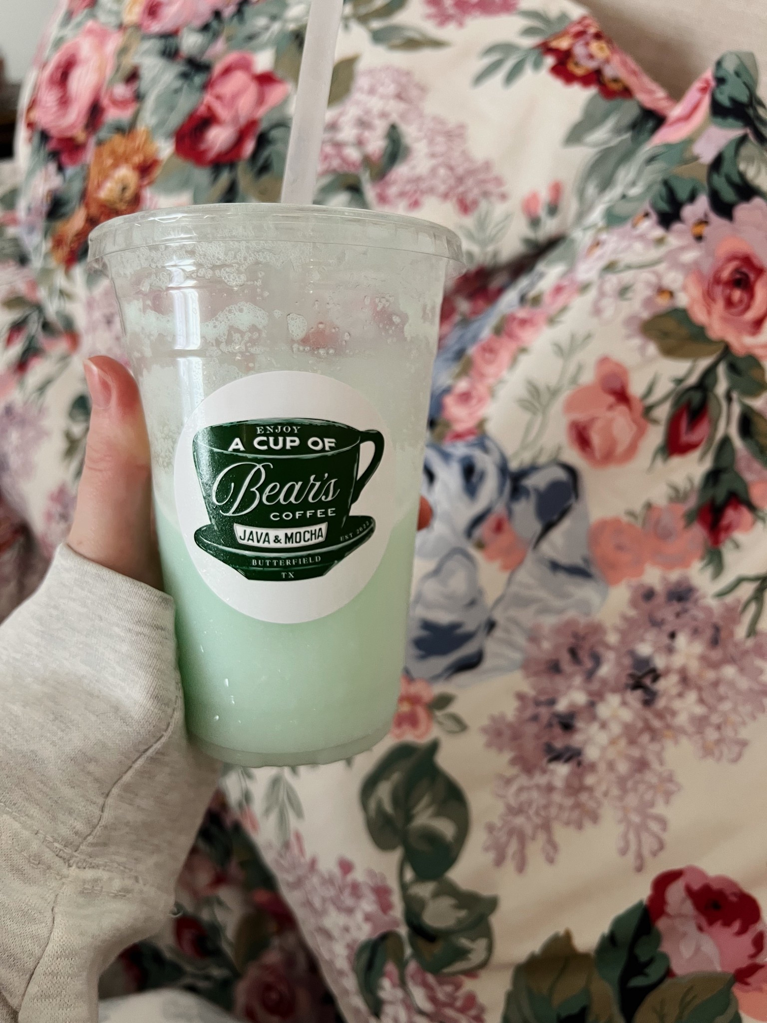 Custom to go coffee / soda cup stickers #dirtysoda #ralphlauren #merch

#LTKFindsUnder50 #LTKHome #LTKParties