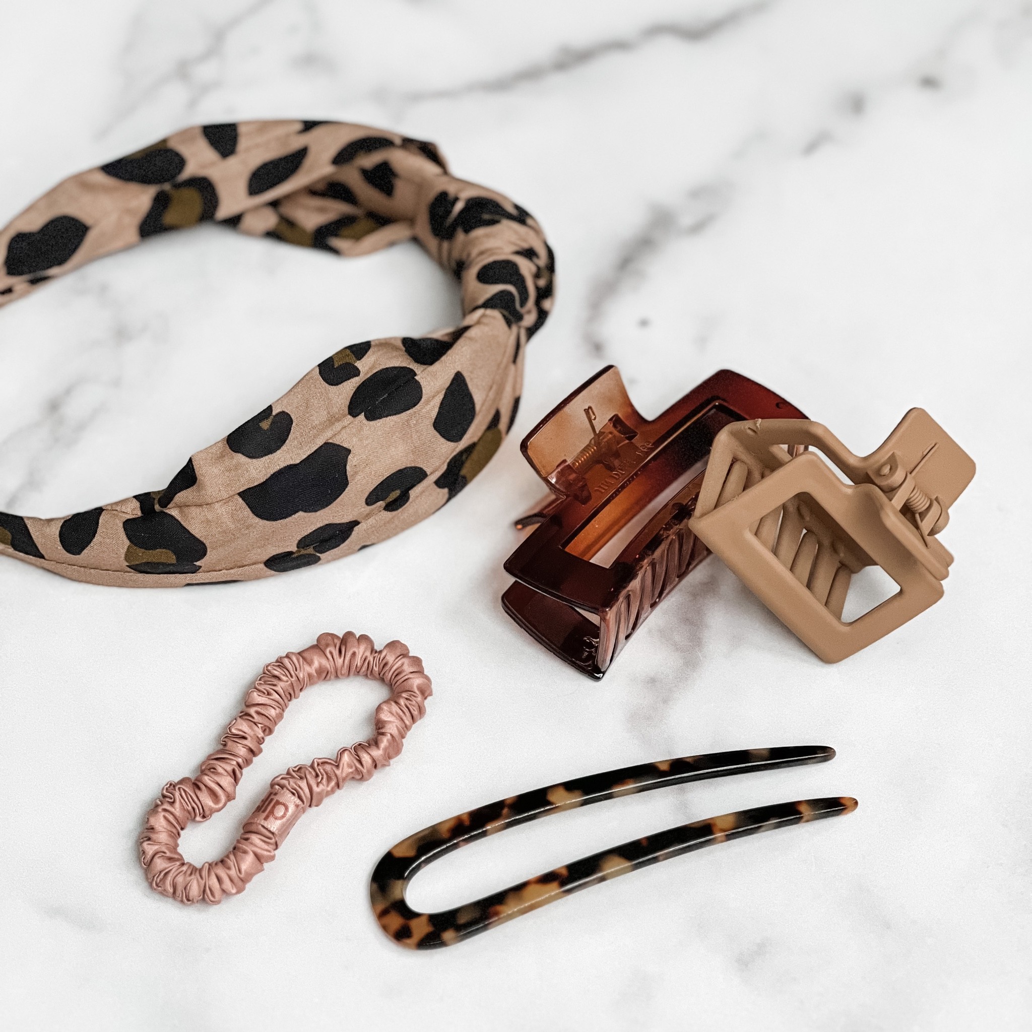 My favorite accessories for styling postpartum hair with wild regrowth 

#LTKbeauty