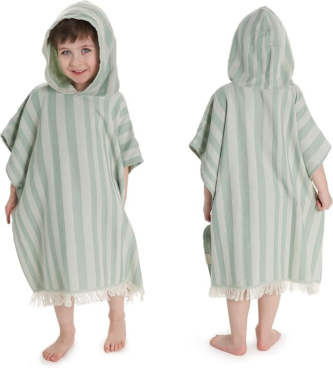 Amazon.com: ZICOTO Stylish Hooded Beach Towel for Kids - Extra Soft and Fast Drying Poncho for To... | Amazon (US)
