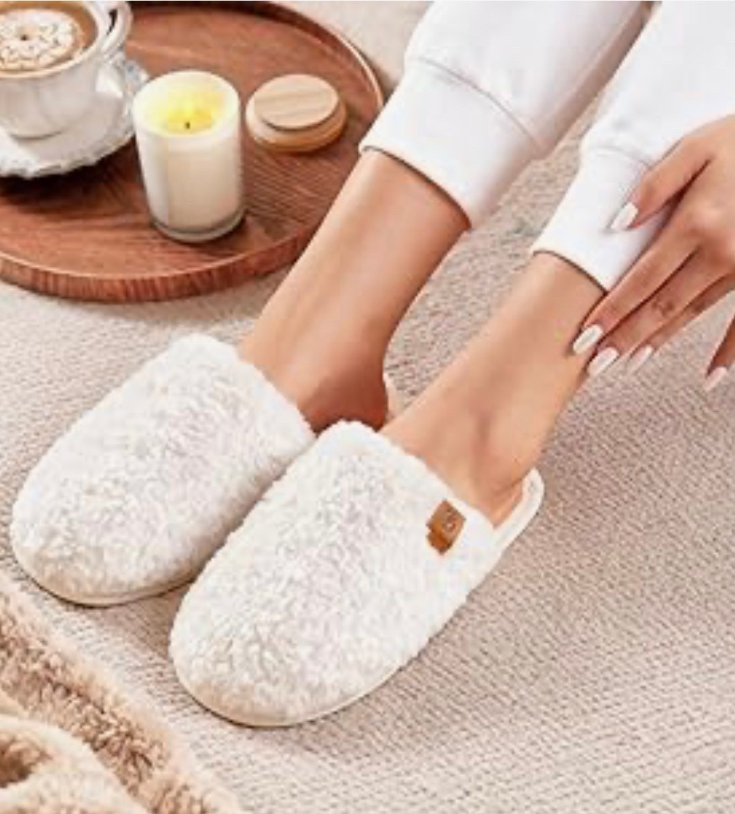 Everton slippers on sale  

#LTKSaleAlert #LTKValentine #LTKmorningroutine