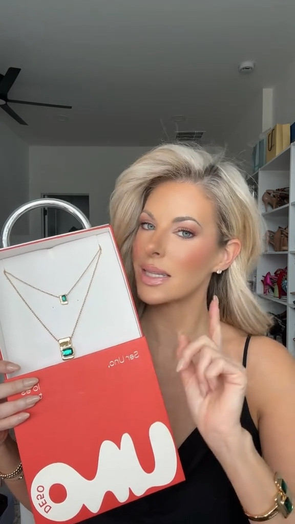 Elevate your everyday with jewelry that’s timeless and built to last a lifetime ✨ Discover this curated collection of classic, high-quality pieces that never go out of style. Perfect for gifting or treating yourself! 

Click the 🔗 to shop these staple jewelry pieces 👉🏻 https://liketk.it/5GNna

#LTKHoliday #LTKBeauty #LTKGiftGuide