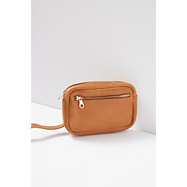 Desta Belt Bag | Evereve
