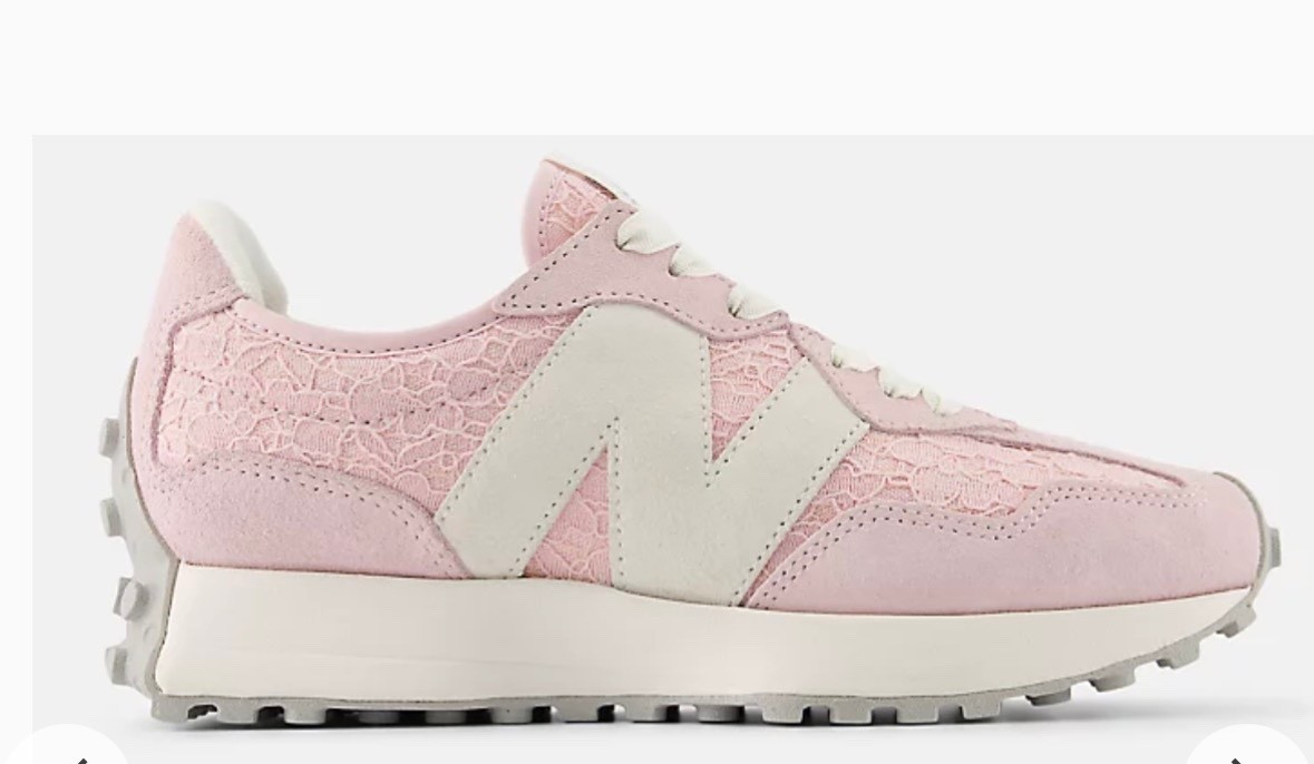 New Balance 327 light pink lace accent sneakers 

#LTKOver40 #LTKActive #LTKFindsUnder100