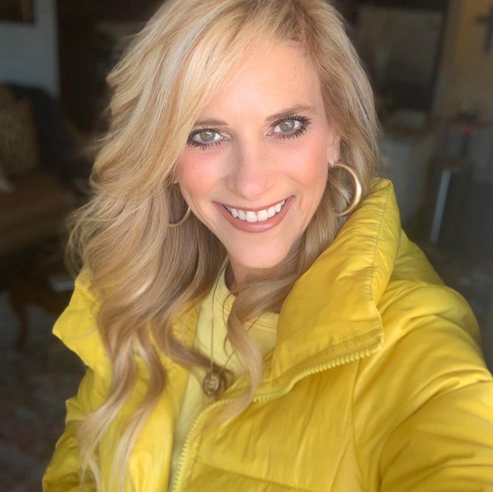 #puffer #puffercoat #puffervest #coat #loft #amazon #fallfashion

#LTKFindsUnder50 #LTKOver40 #LTKootd