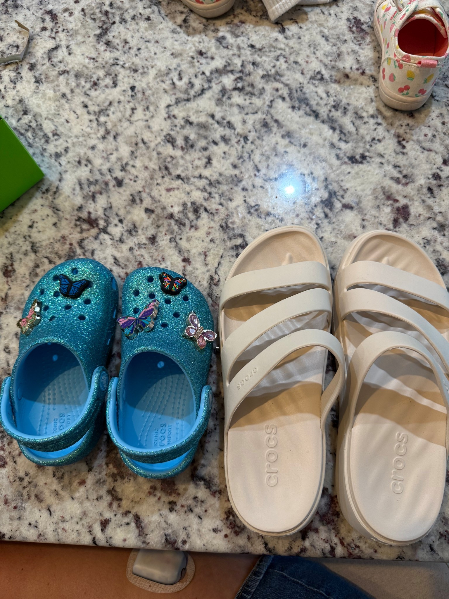 Ivey is obsessed with her new crocs she picked out 🥹 and not even kidding, mine are SO comfy. Such a good summer shoe (boat, beach, etc!!)

#LTKSummerEdit #LTKShoeCrush #LTKFindsUnder50