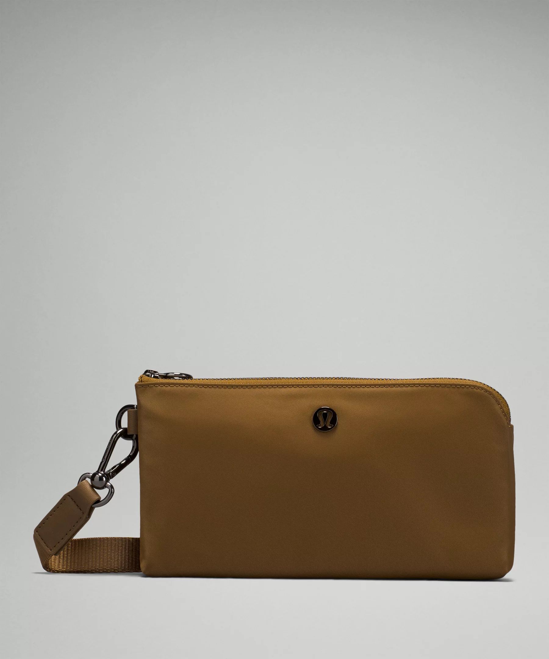 Curved Wristlet | Lululemon (US)