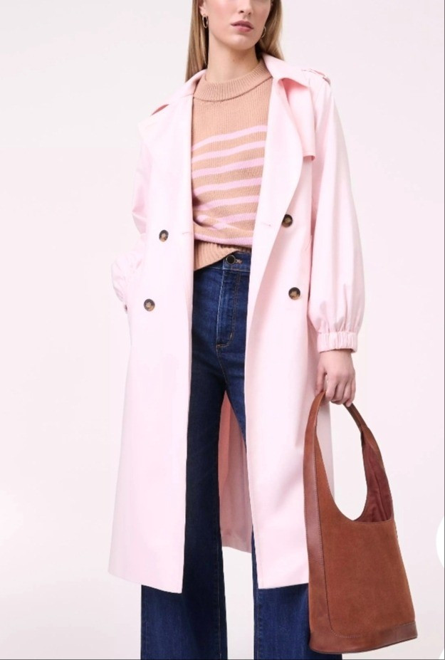 Petite weekend pink spring trench coat for short woman.Ann Taylor is the petite-friendly brand and this coat is in my wishlist

#LTKootd #LTKPetite