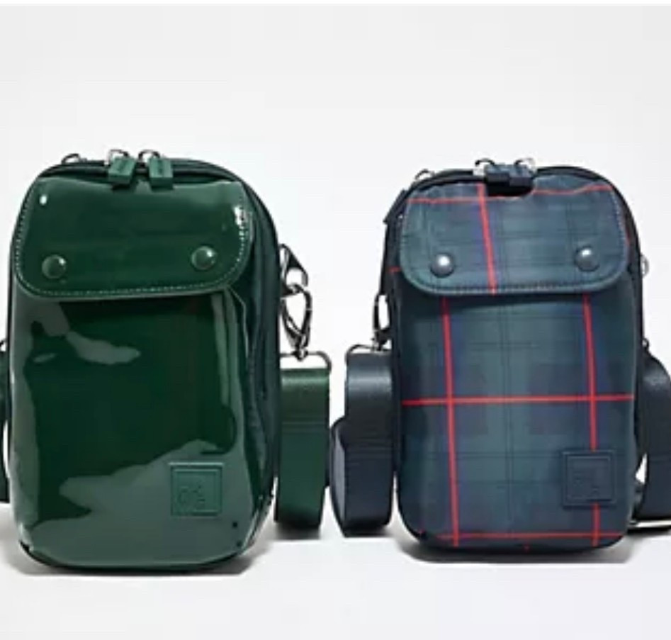 SET OF 2 Tartan plaid and solid color bags #tartanplaid #blackwatchplaid

#LTKFindsUnder100 #LTKGiftGuide #LTKHoliday