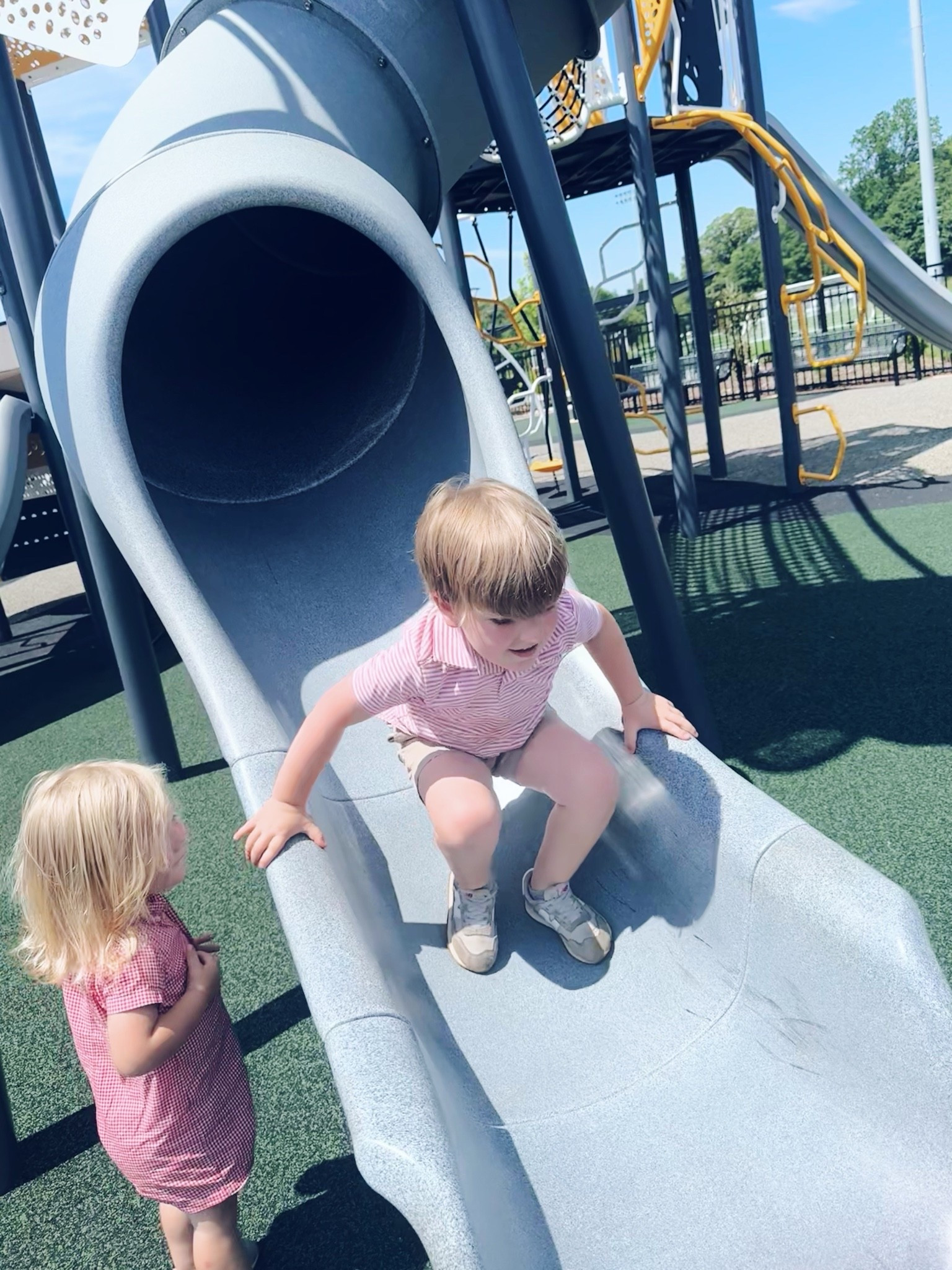Had fun at the momco play date at the park this morning!
