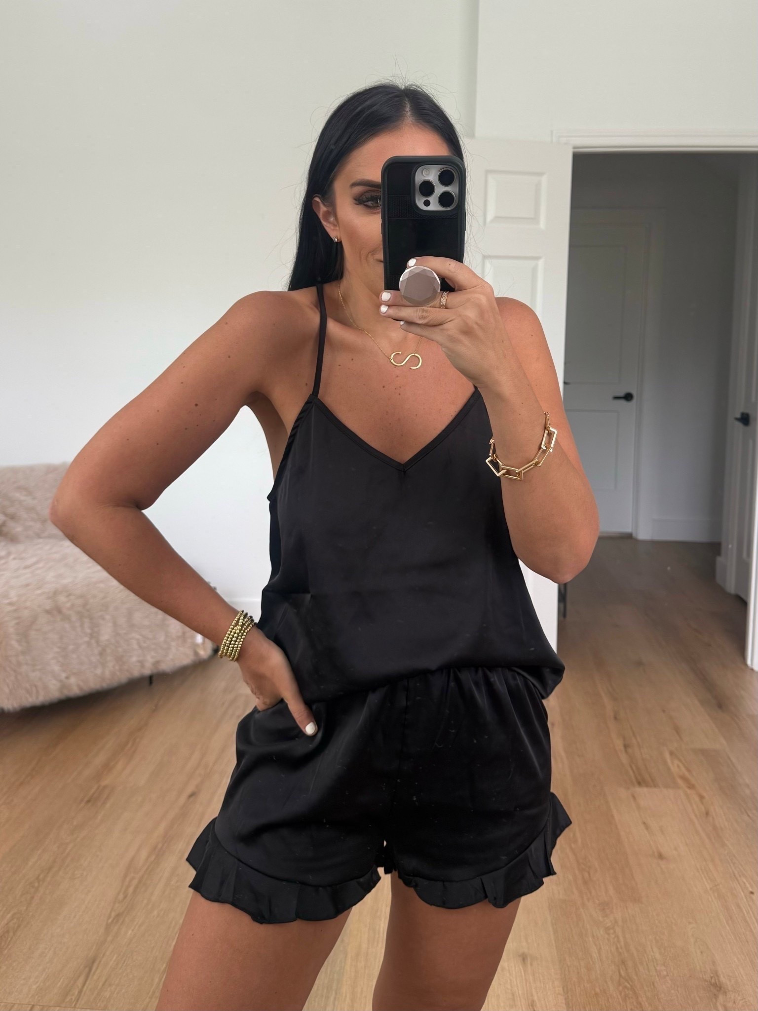 Amazon ruffle two piece silk satin pajama set wearing size medium 