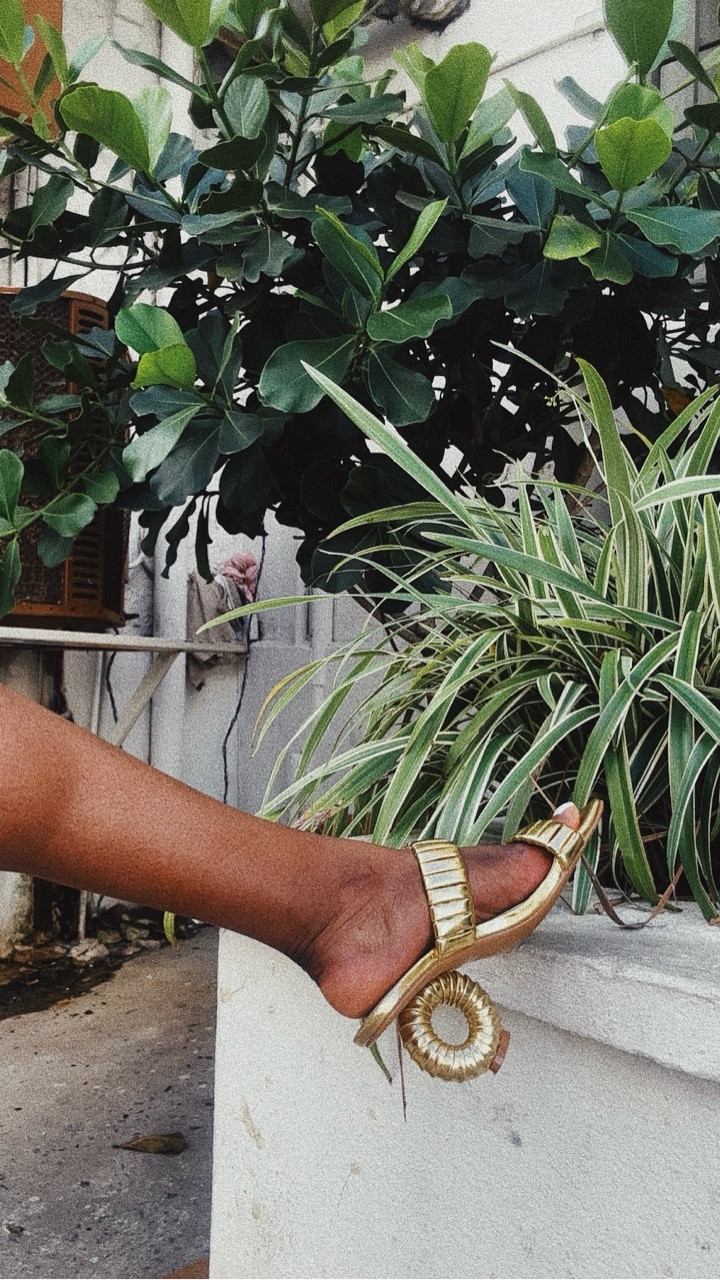 Y’all really stopped me in San Juan asking where these were from 😭 I was fighting for my life trying not to yell “THRIFT STORE!!!” Moral of the story stop sleeping on the racks 
.
.
#thrifting #thriftfind #thriftstores #puertoricotravels #travelcontentcreator