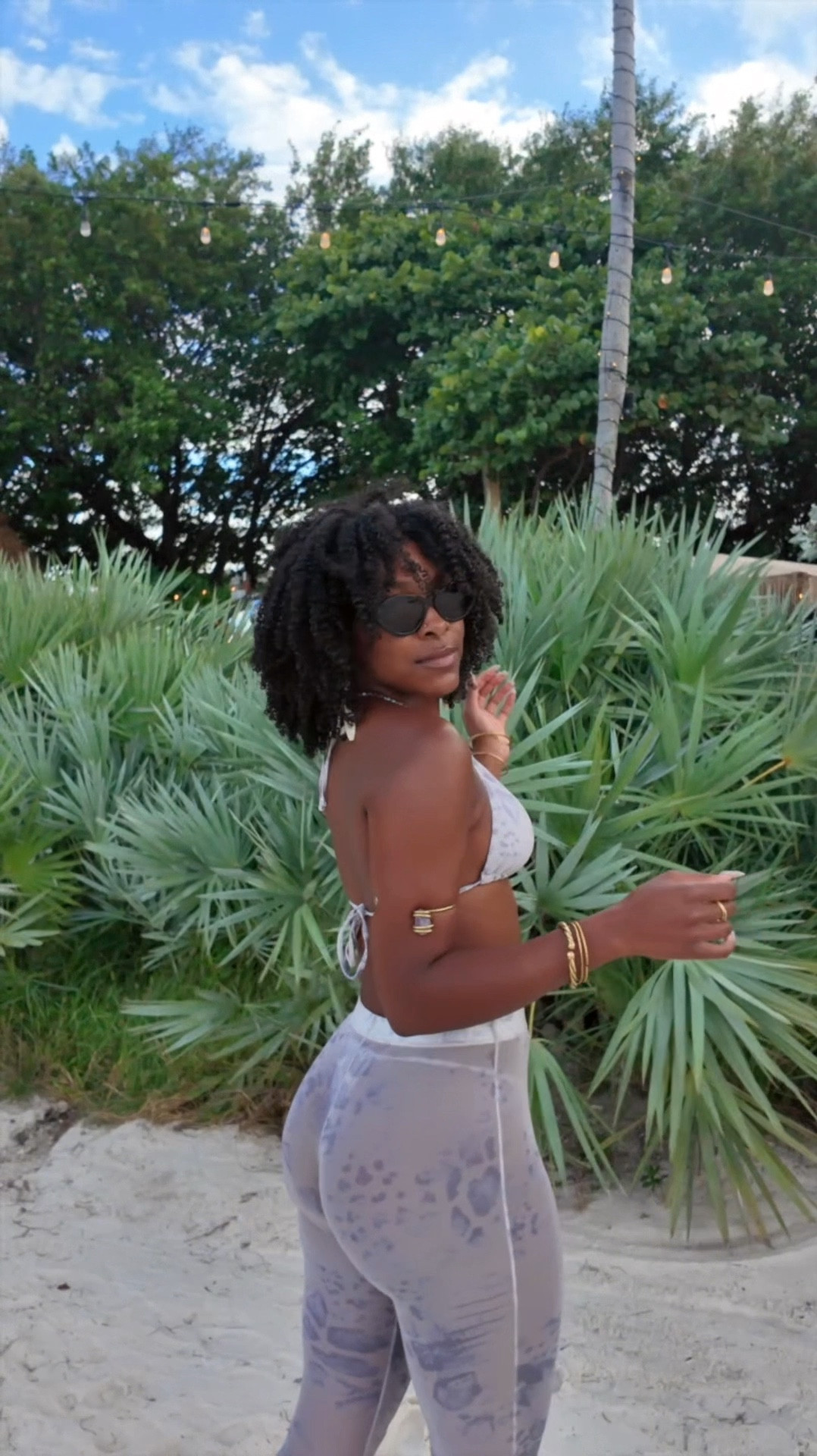 Day 2 Hair with @ilovethedoux Big Poppa Defining Gel 🖤

This was my first time wearing a wash n go on a beach trip and my first time trying this gel... very risky I know, living life on the edge 😂. It all worked out anyway. My wash n go was flourishing on the beach and the gel went toe to toe with the humidity! I barley had any frizz at the end of the day 🤭

Swimsuit: Matte Collection 

#LTKBeauty #LTKgrwm #LTKdayinmylife