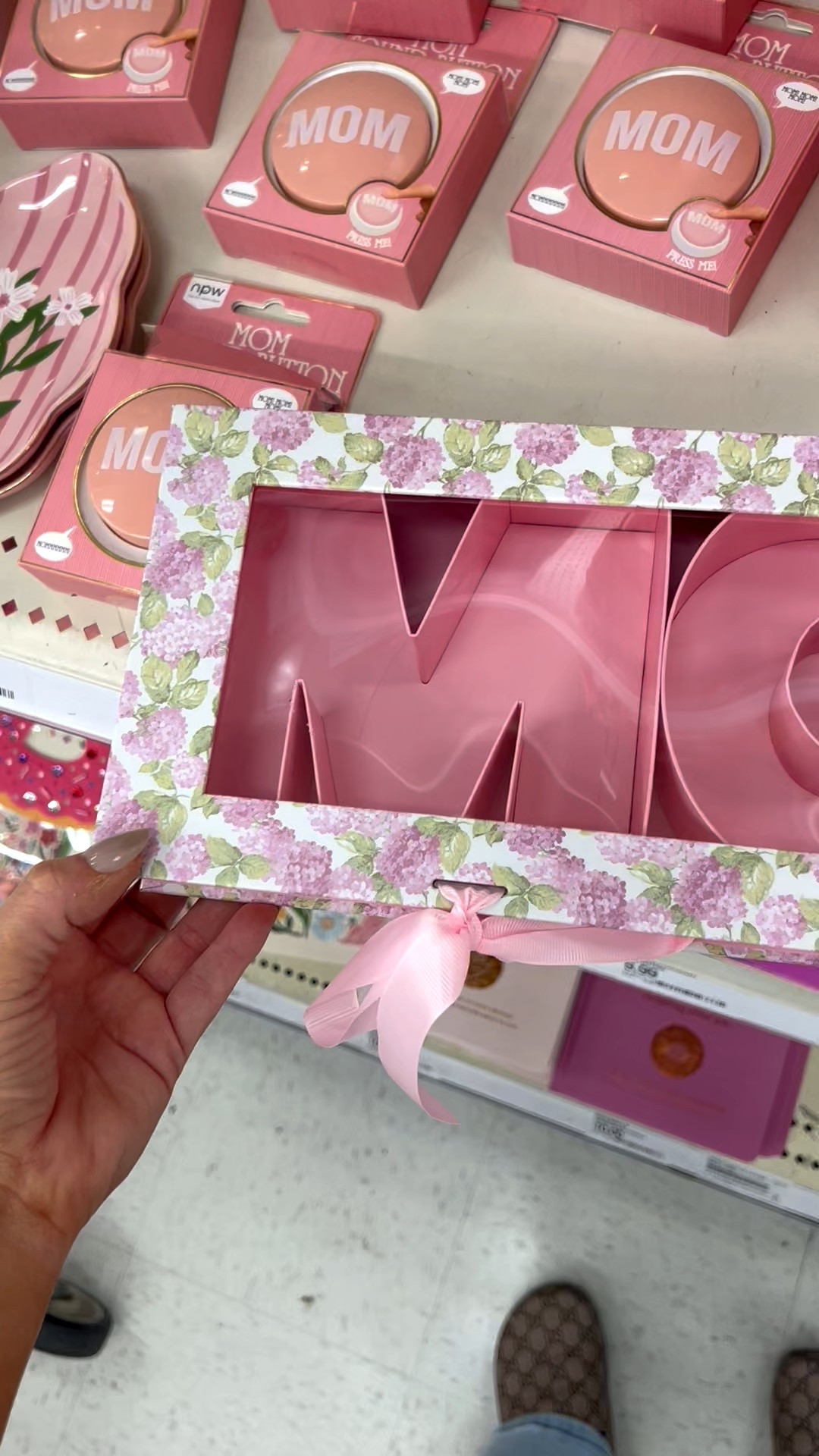 Mom gift box for Mother’s Day! How pretty! Mother’s Day gift box!

#LTKdayinmylife #LTKmomlife #LTKKids