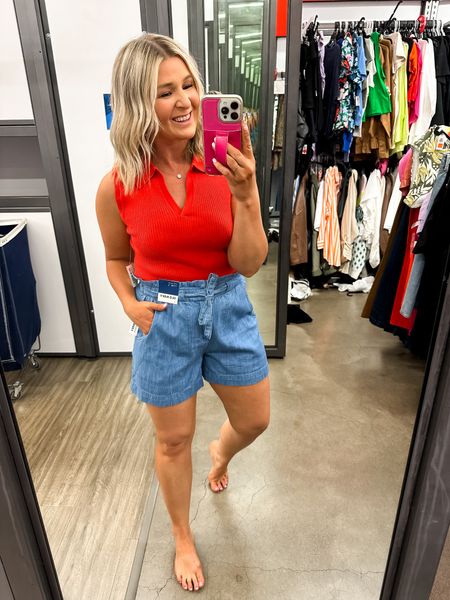 Memorial Day look | old navy finds | shorts | 

Love this collared top!
Wearing a medium top | could have done a small so I’d say it’s pretty TTS 
Small shorts 