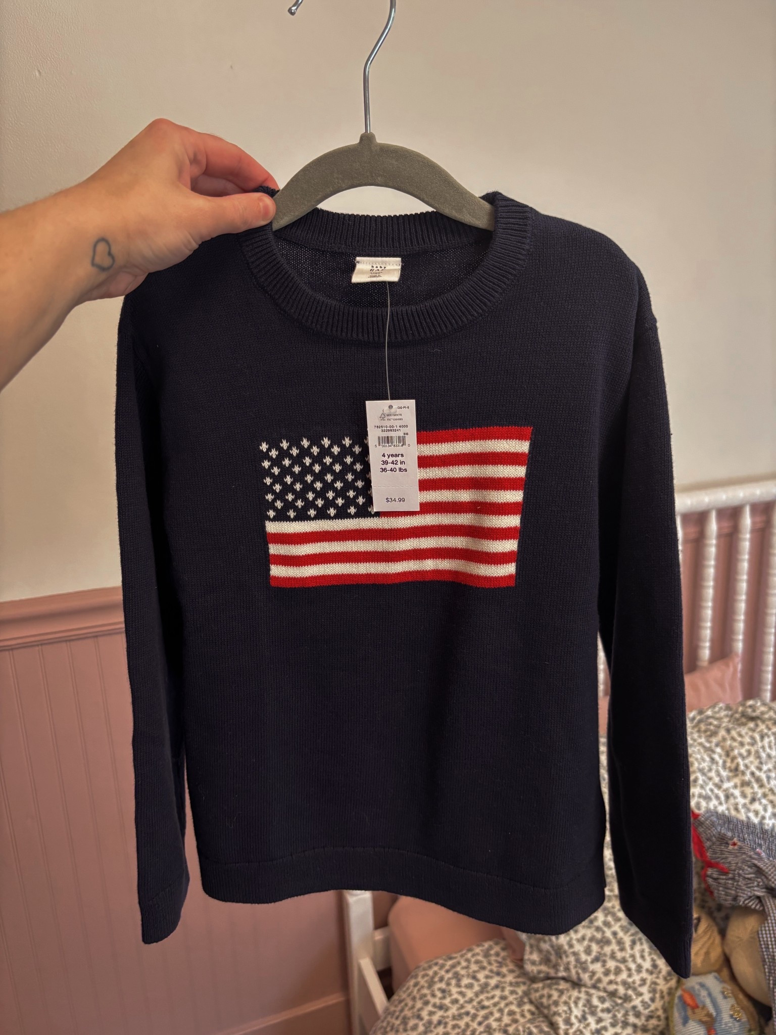 The cutest American flag sweater for babies and toddlers 

On major sale right now! I got Charlotte a size 4 and it’s the perfect amount of oversized 