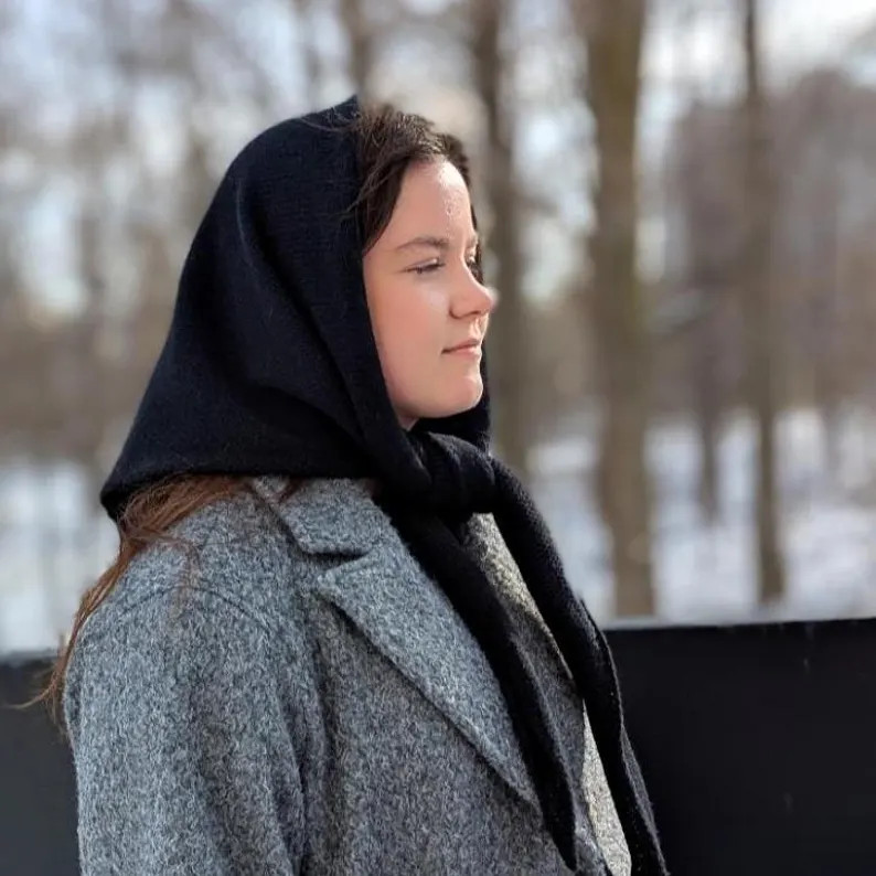 Hand Knit Merino Wool Triangle Headscarf : Green Cashmere Neckerchief | Etsy (US)