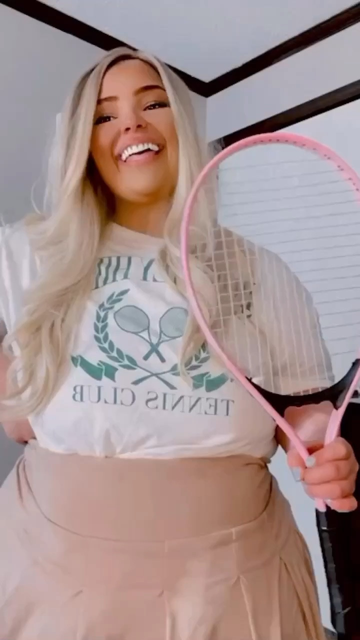 Ready to hit all the neon balls 🎾👋🏼

#LTKFestival #LTKcurves #LTKGiftGuide