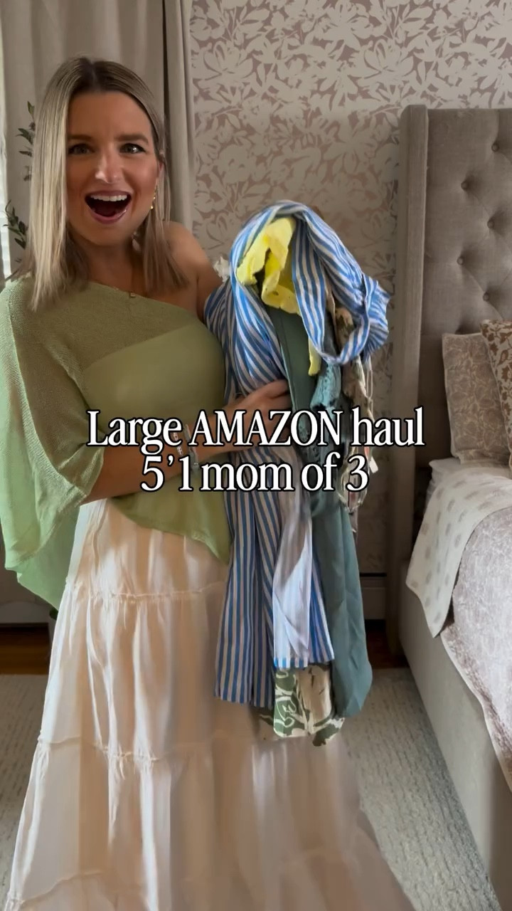 Comment HAUL for a 🔗! ☀️ 💚 🍊 🍸 💋 

#petitestyle #petitefriendly #outfitinspo #ootd #style styling styleinspo petite petitefinds grwm springtime summertime