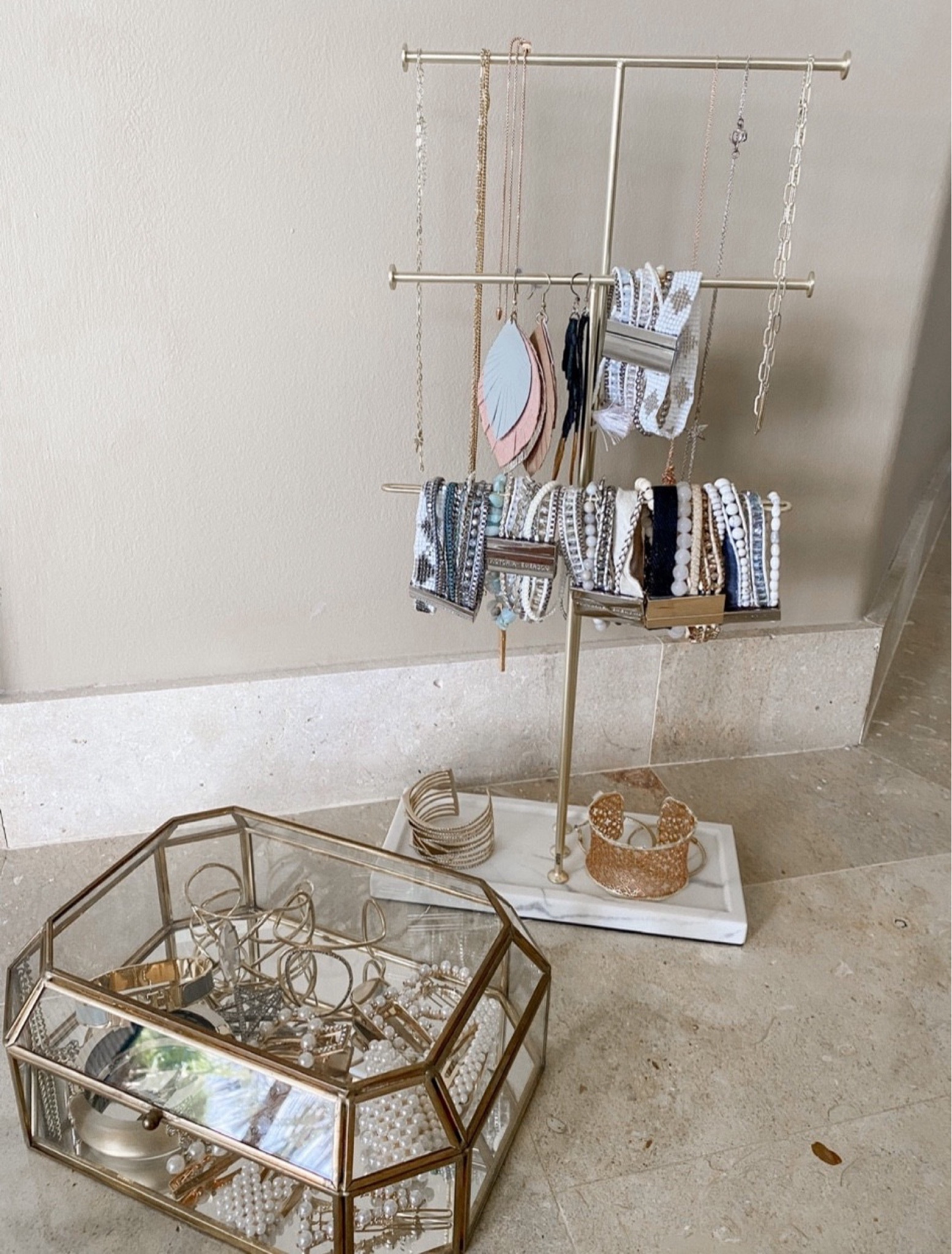 Bathroom organization. Jewelry organization.

#LTKfindsunder100 #LTKfindsunder50 #LTKhome