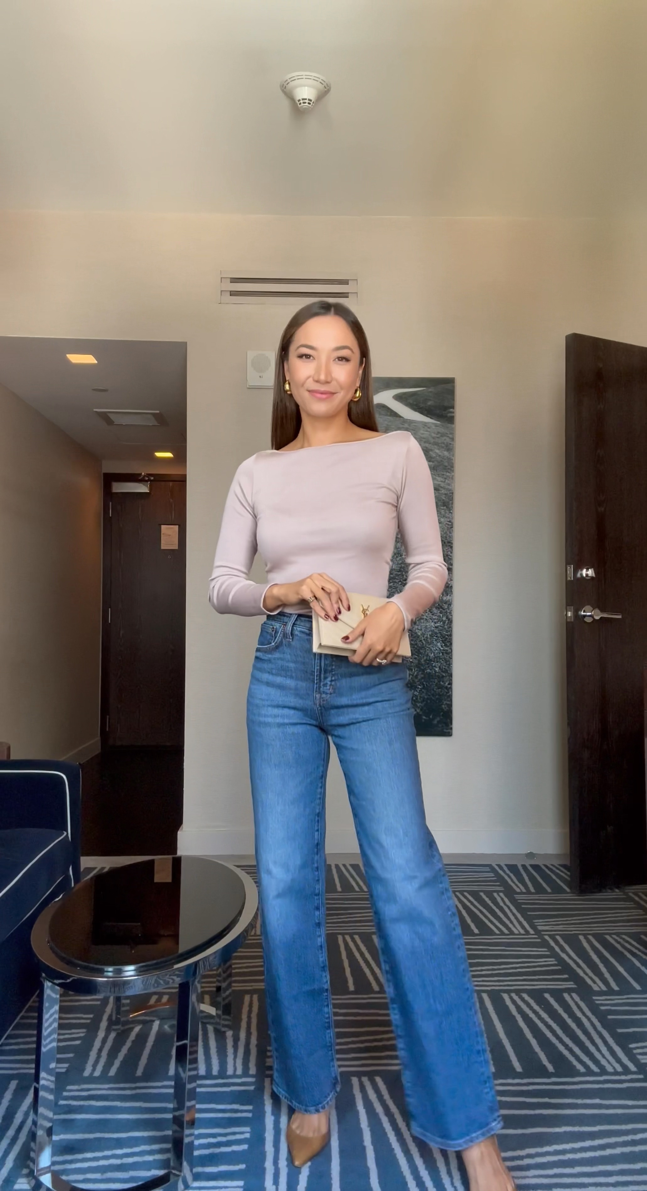 Daytime business casual - LTKcon outfit for day 1

•wide leg jeans - run 1-2 sizes smaller than normal Madewell sizing 
•silk top 

#LTKCon #LTKworkwear #LTKxMadewell