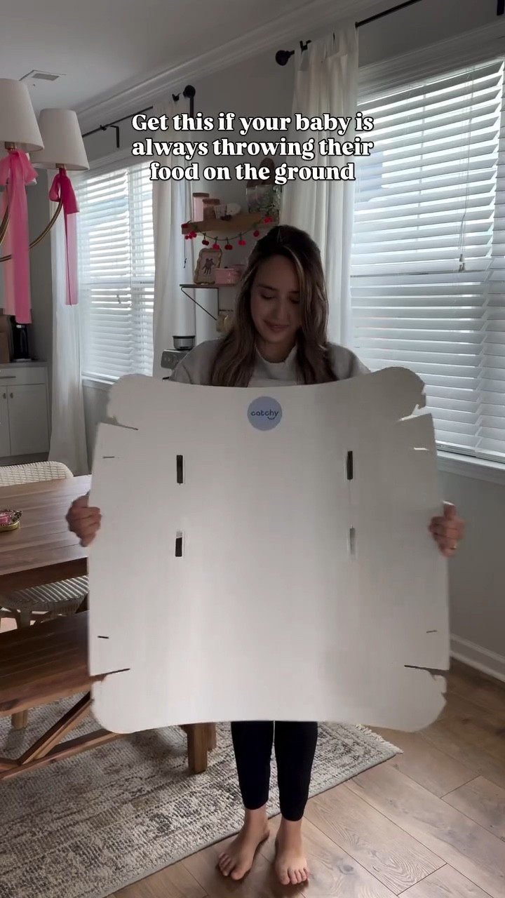 I didn’t realize how much food was hitting the floor because my dog always cleaned it up 😅 He’s passed now, and with my third baby I’m really seeing how much food gets thrown. So stoked for this @catchy! No more wasted food, it’s so easy to clean, and I don’t have to get on my hands and knees anymore.

Comment “CATCH” and send you a 🔗💕

#gifted #amazonfind #babyledweaning