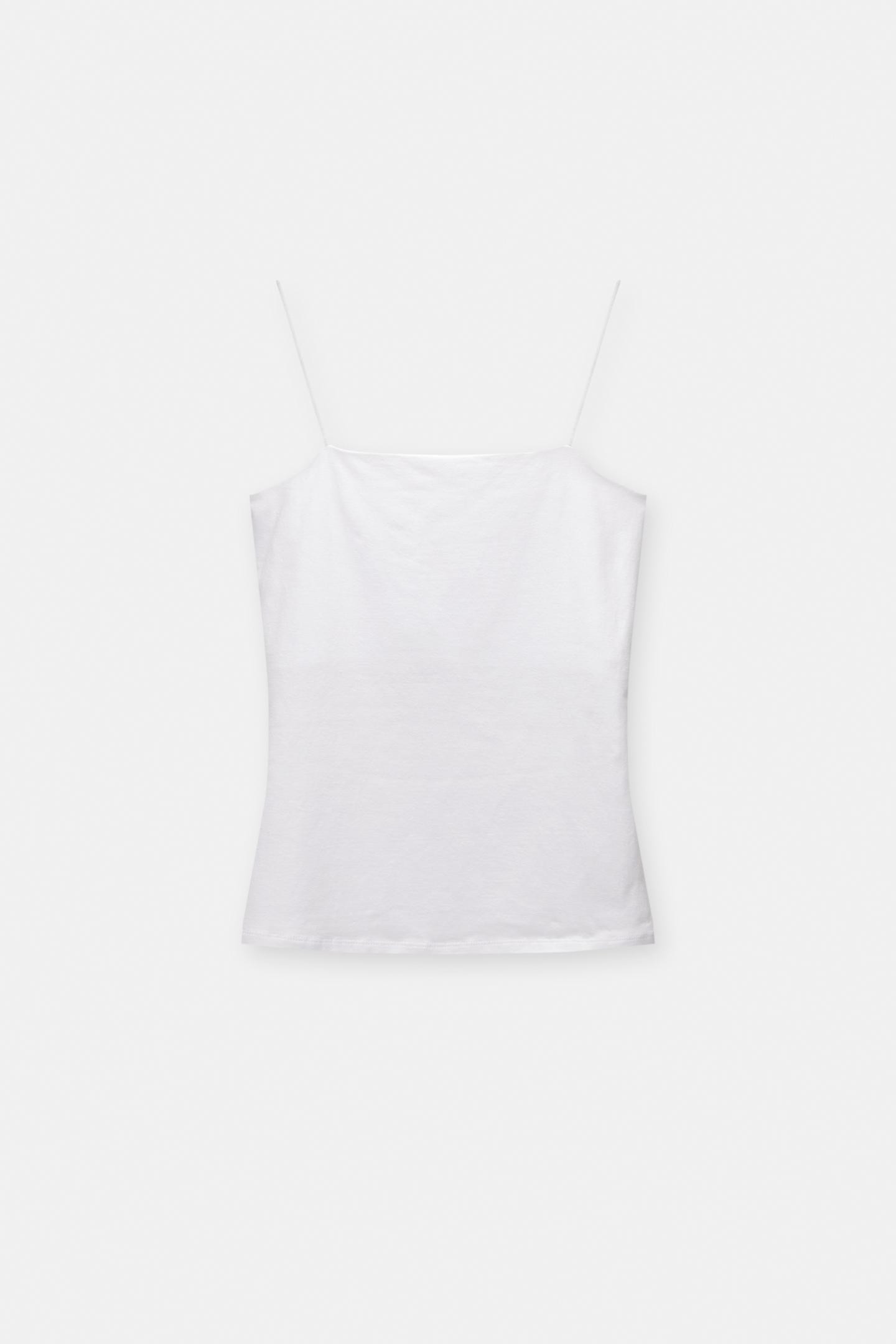 Gerade geschnittenes Top mit Trägern | PULL and BEAR DE
