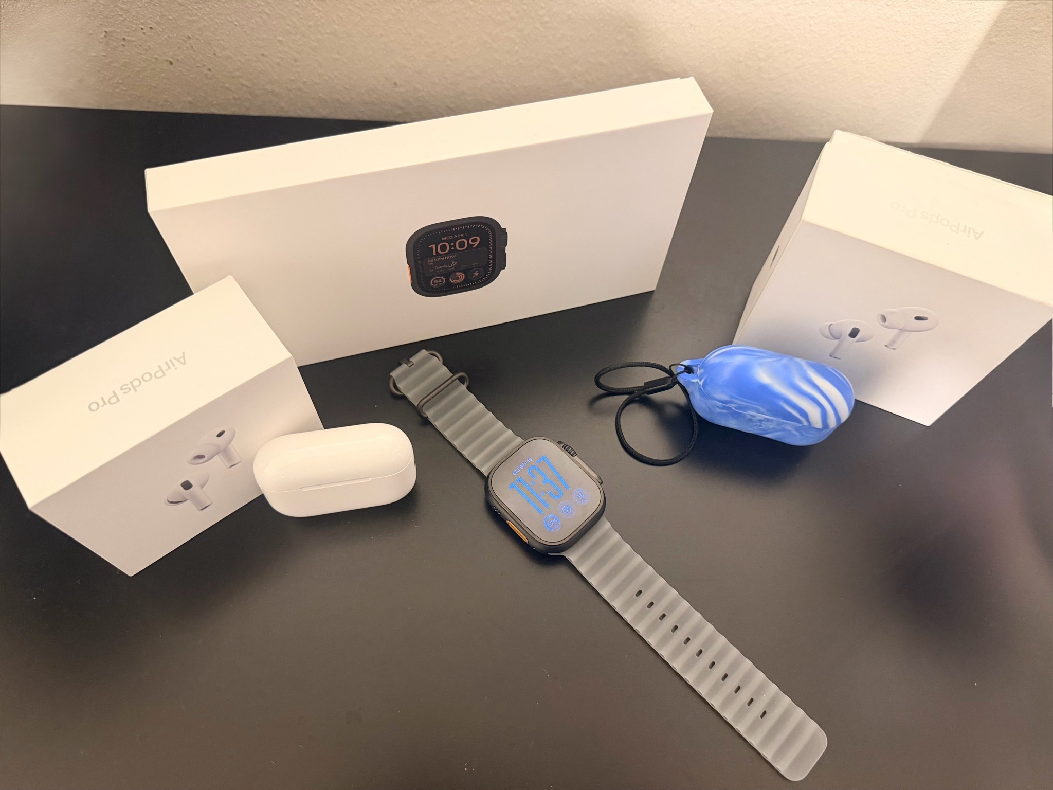 Just received my APPLE AIRPODS PRO 3 @
& my APPLE ULTRA 4 12 WATCH @Walmart @bestbuy #bestbuypartner @Target #walmartpartner #targetpartner

#LTKSaleAlert